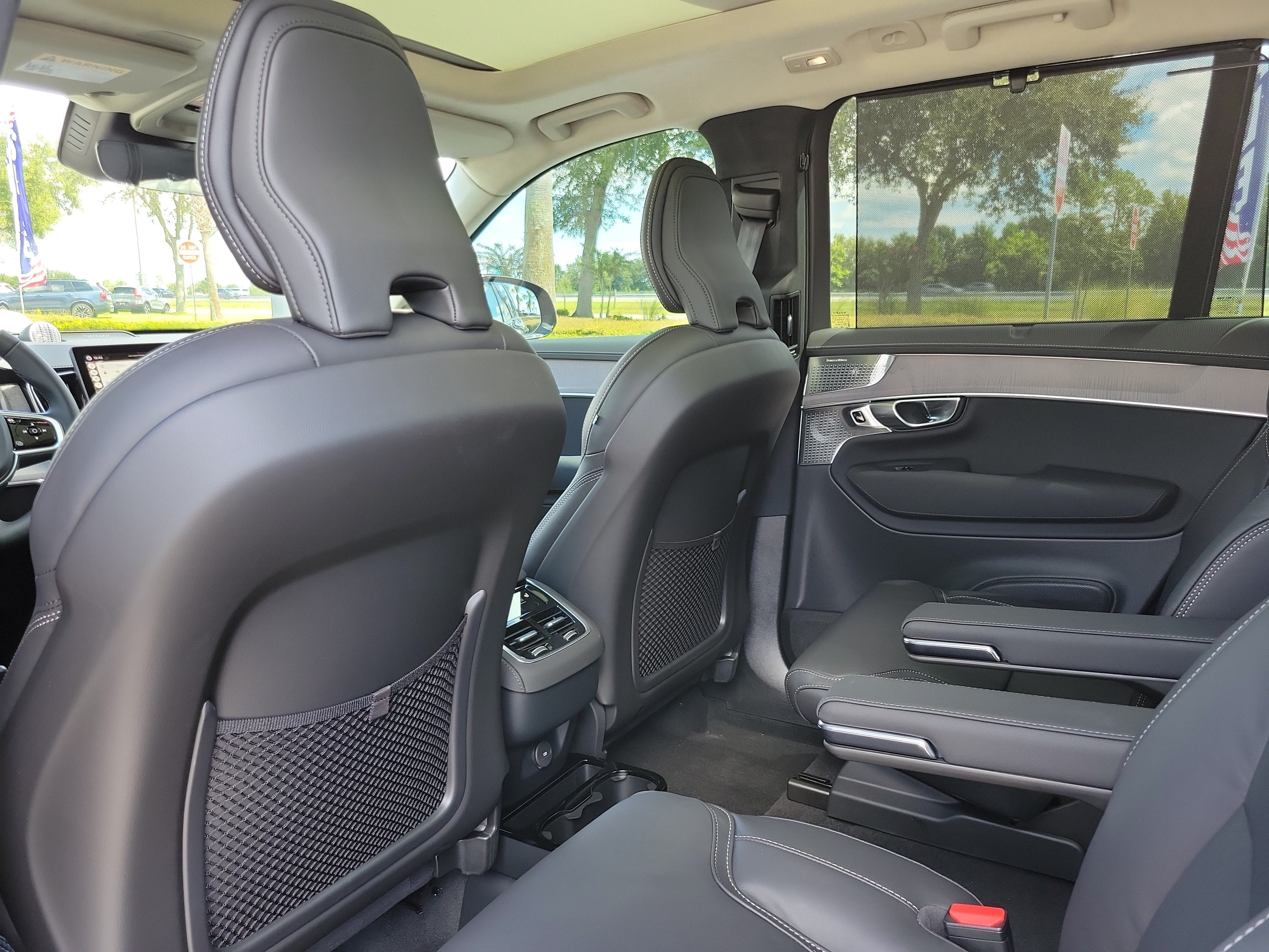 2026 Volvo XC90 Ultra Dark Theme