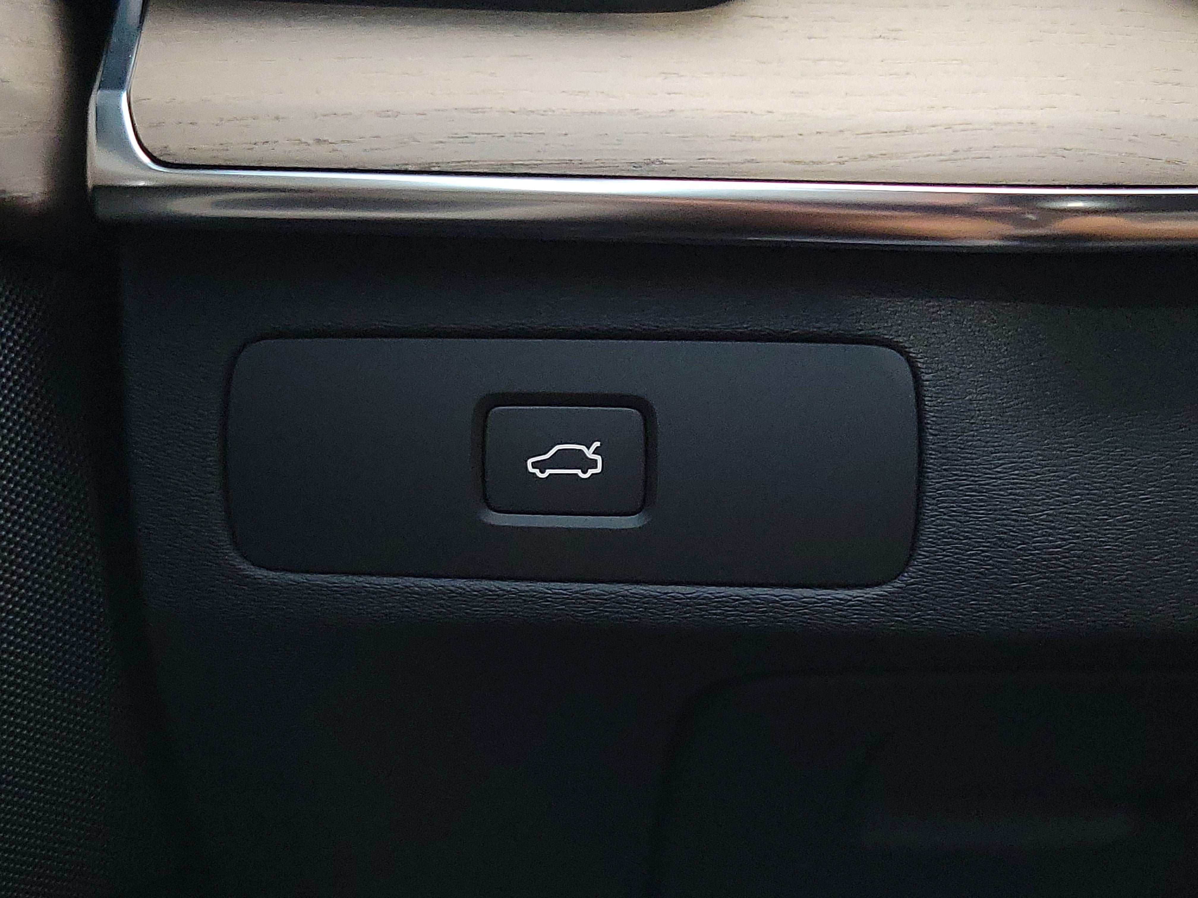 2026 Volvo XC90 Plus