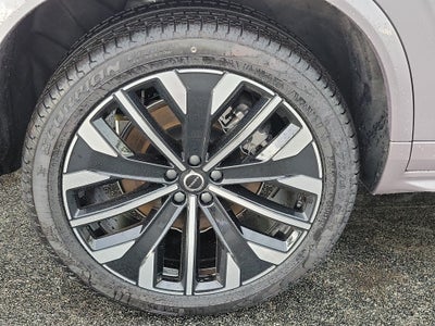 2026 Volvo XC90 Plus