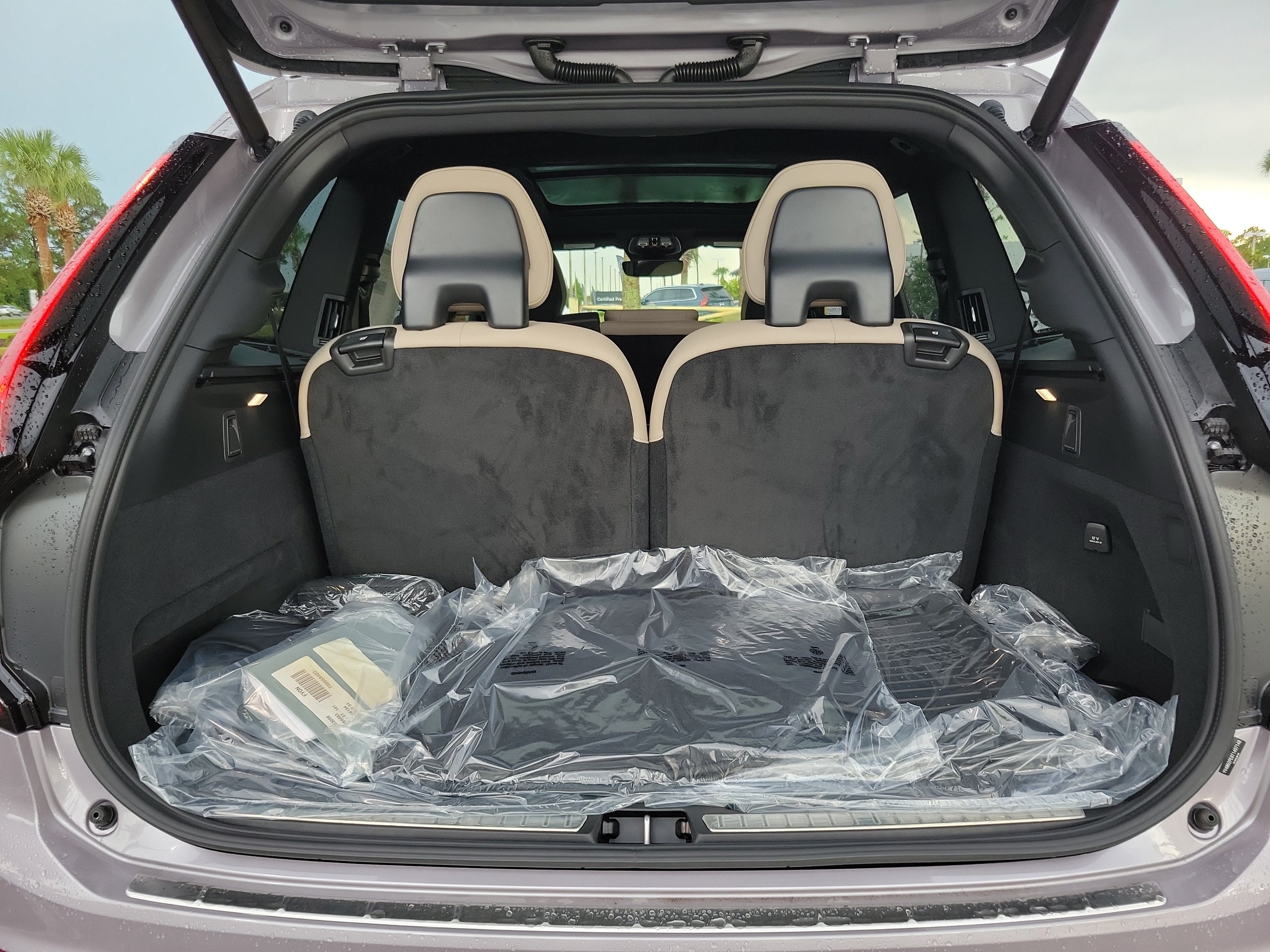 2026 Volvo XC90 Plus