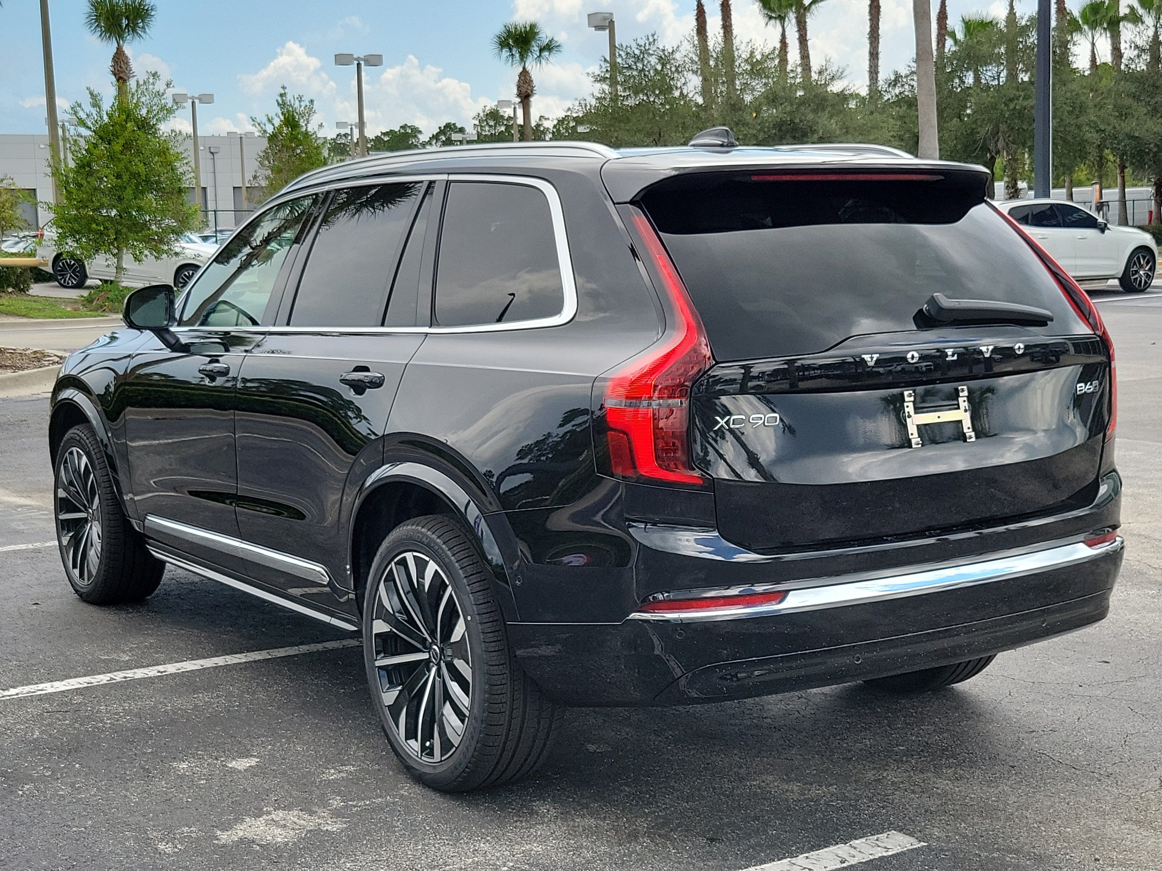 2027 Volvo XC90 Plus