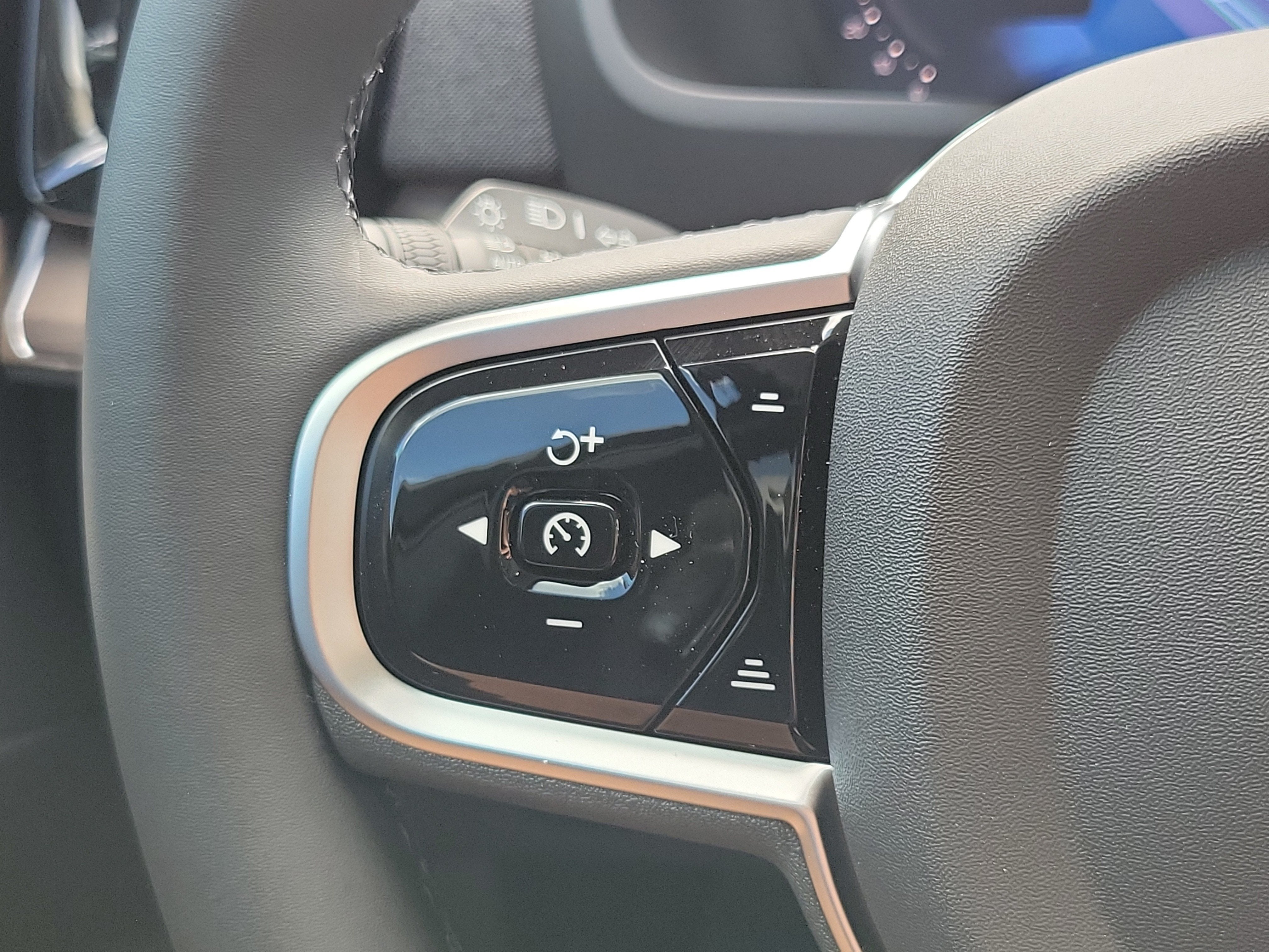 2026 Volvo XC90 Plus