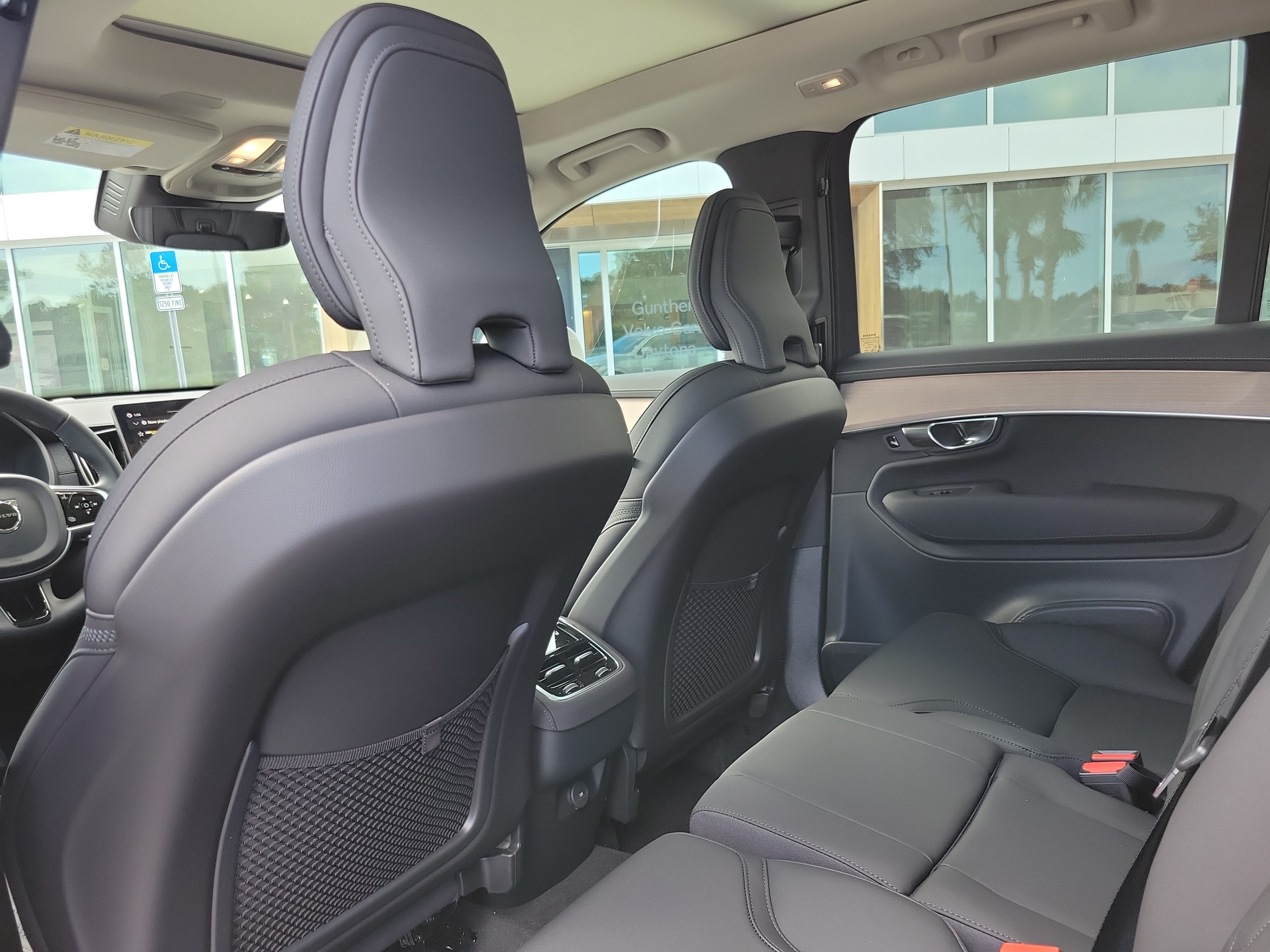 2026 Volvo XC90 Plus