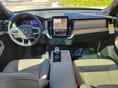 2026 Volvo XC90 Plus