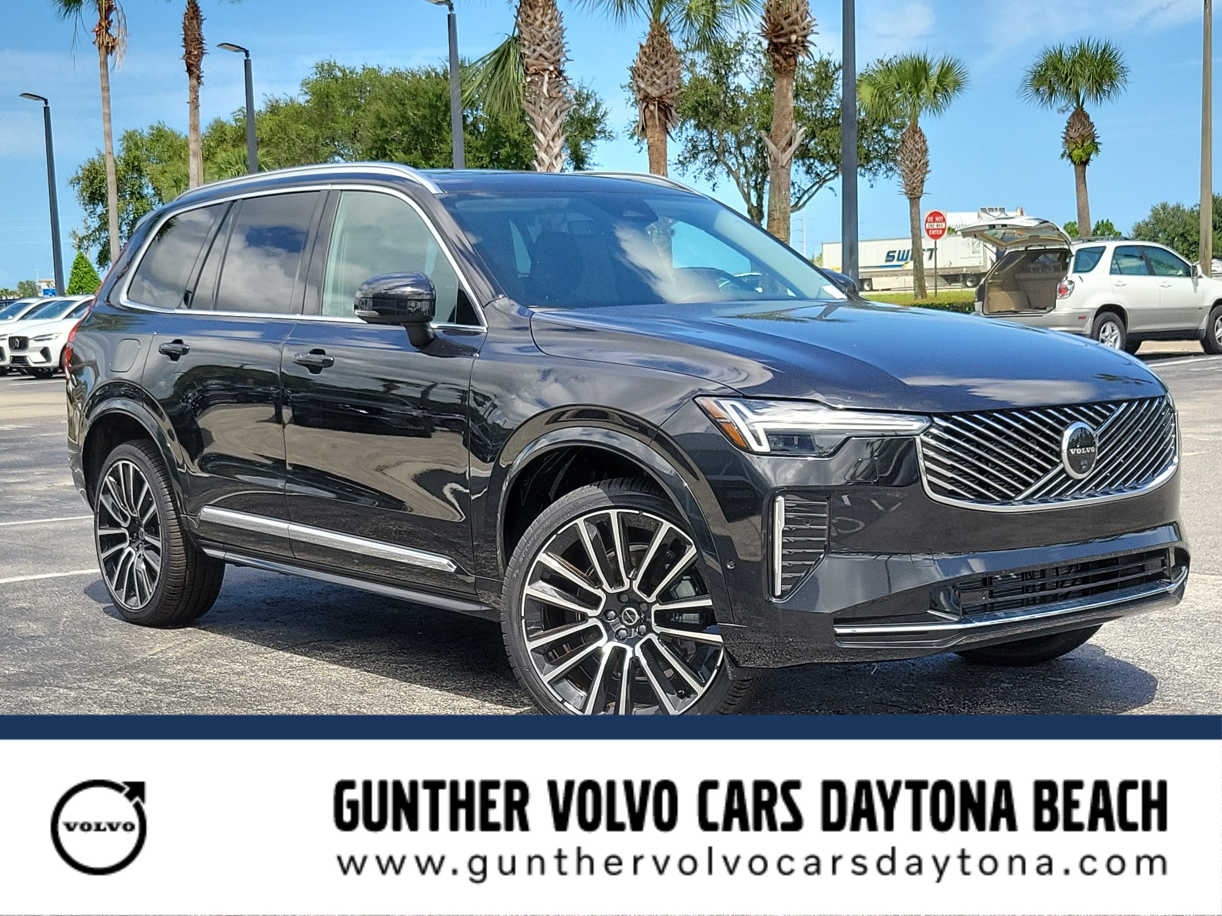 2026 Volvo XC90 Plus
