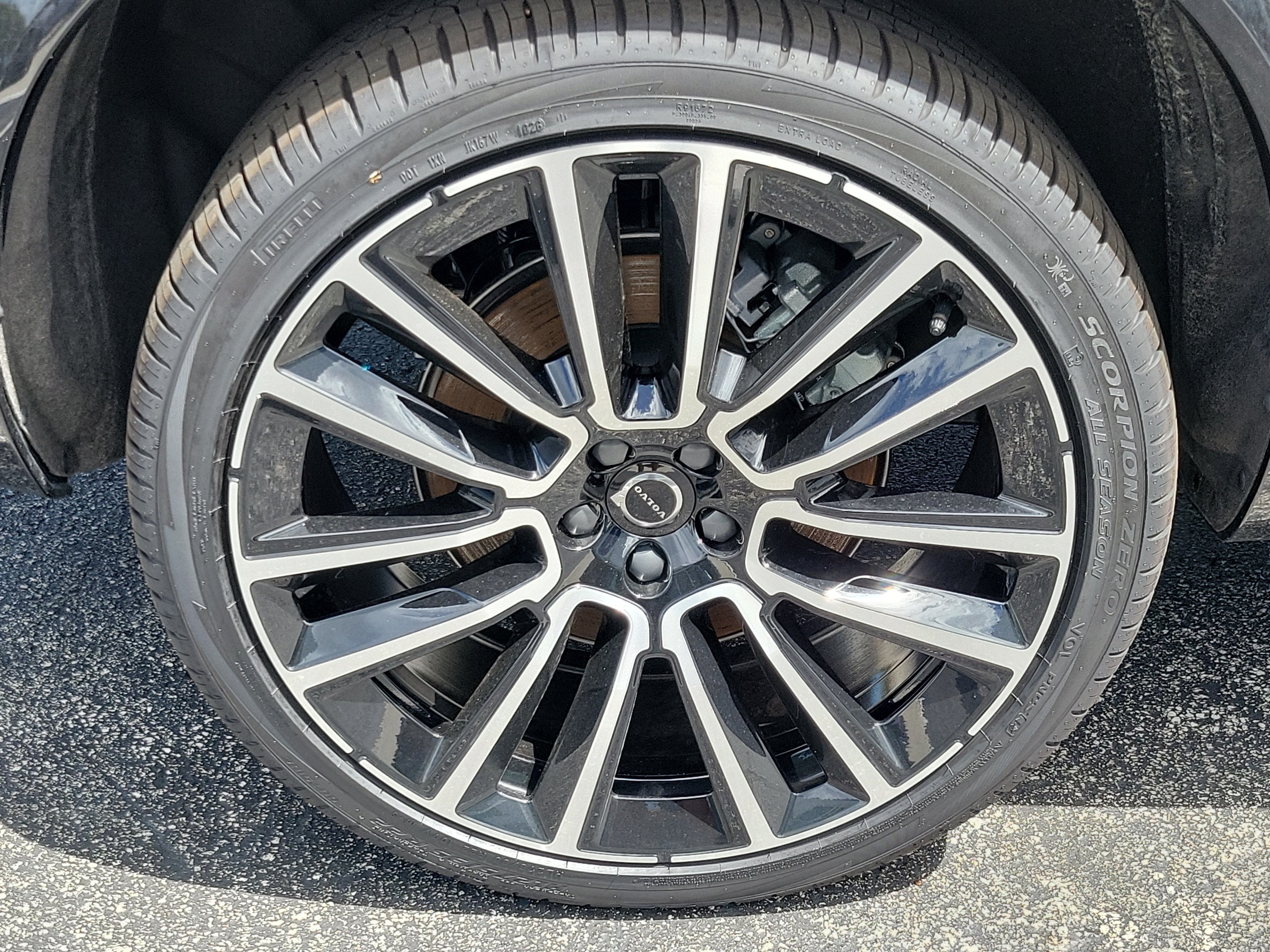 2026 Volvo XC90 Plus