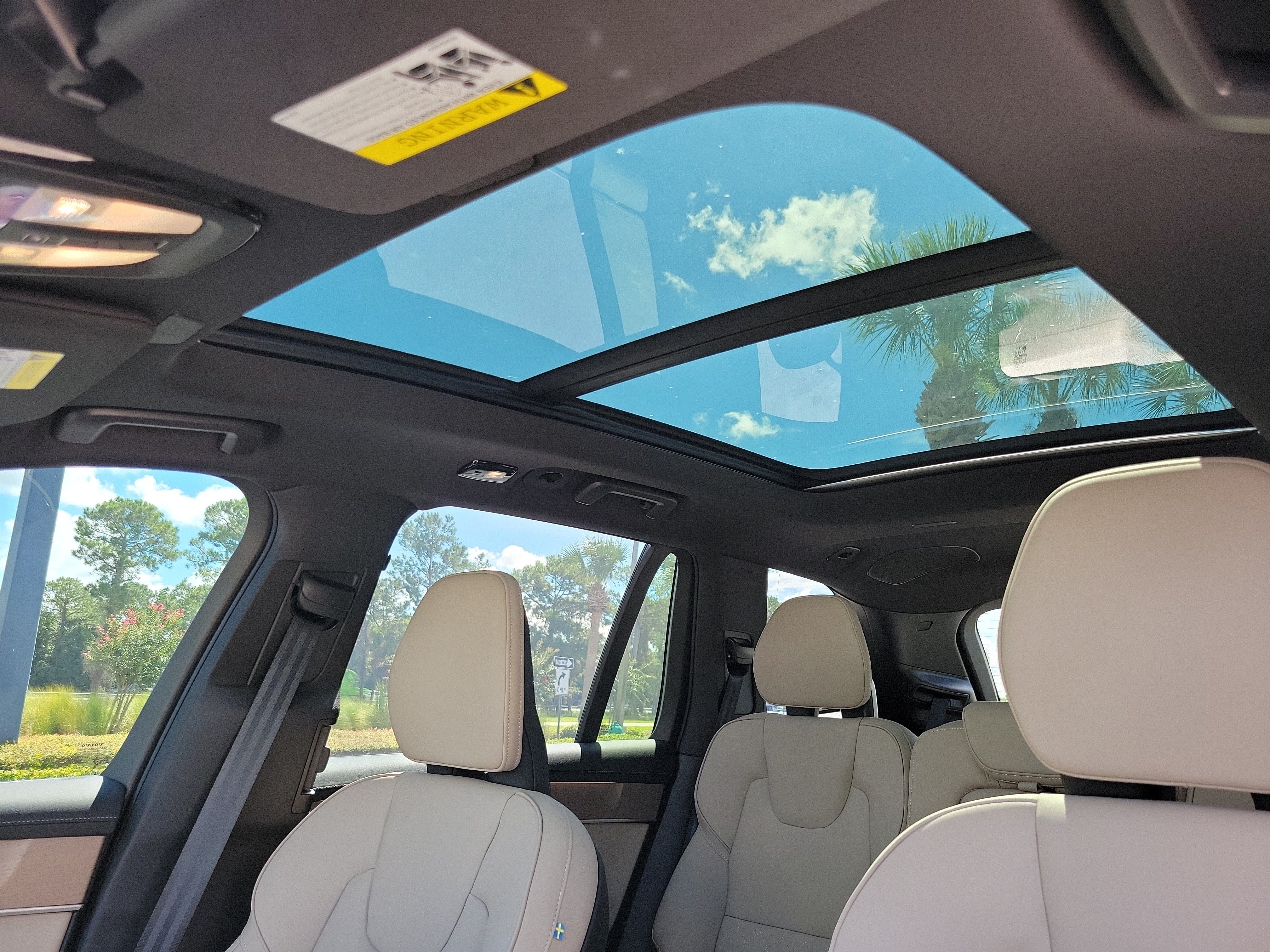2026 Volvo XC90 Plus