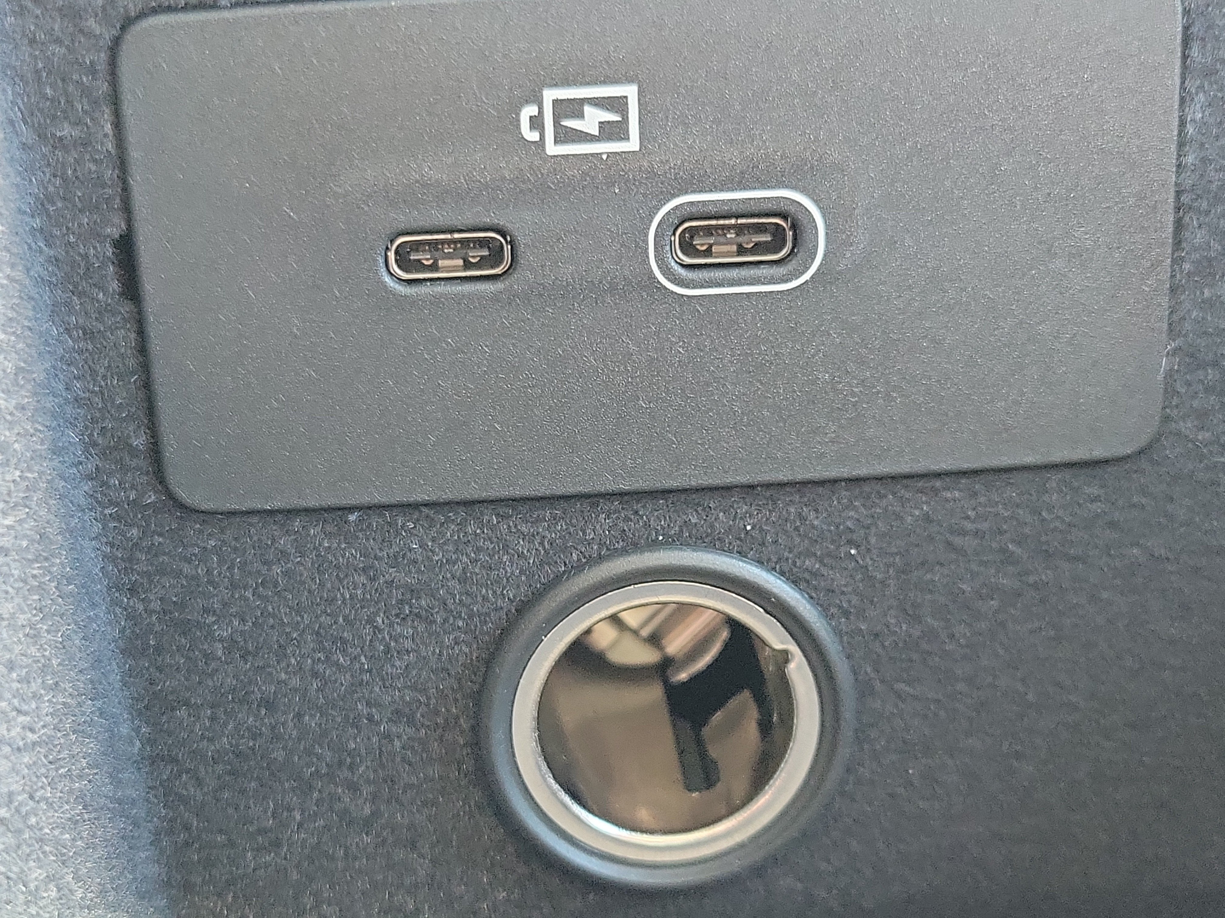 2026 Volvo XC90 Plus
