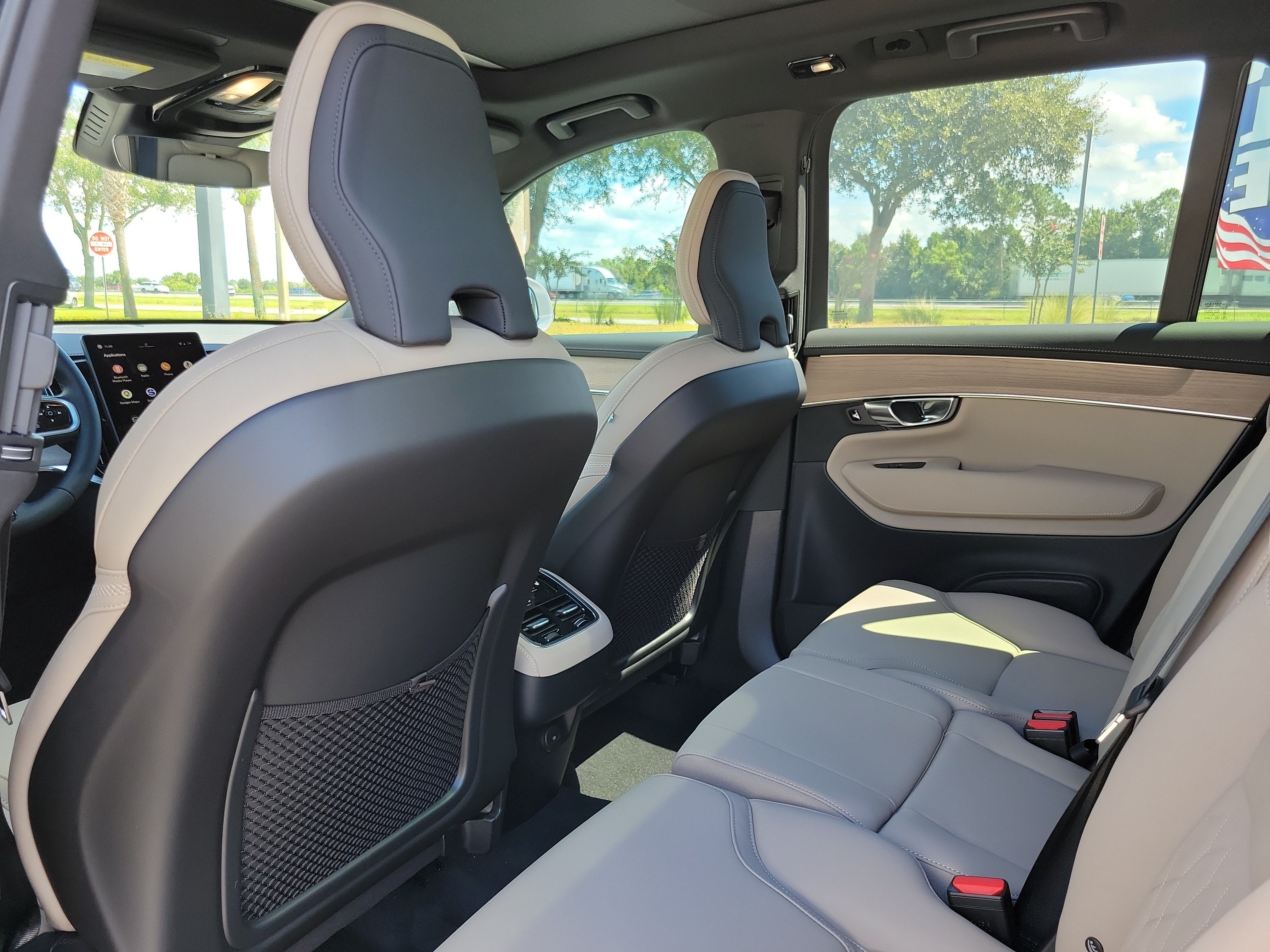 2026 Volvo XC90 Plus