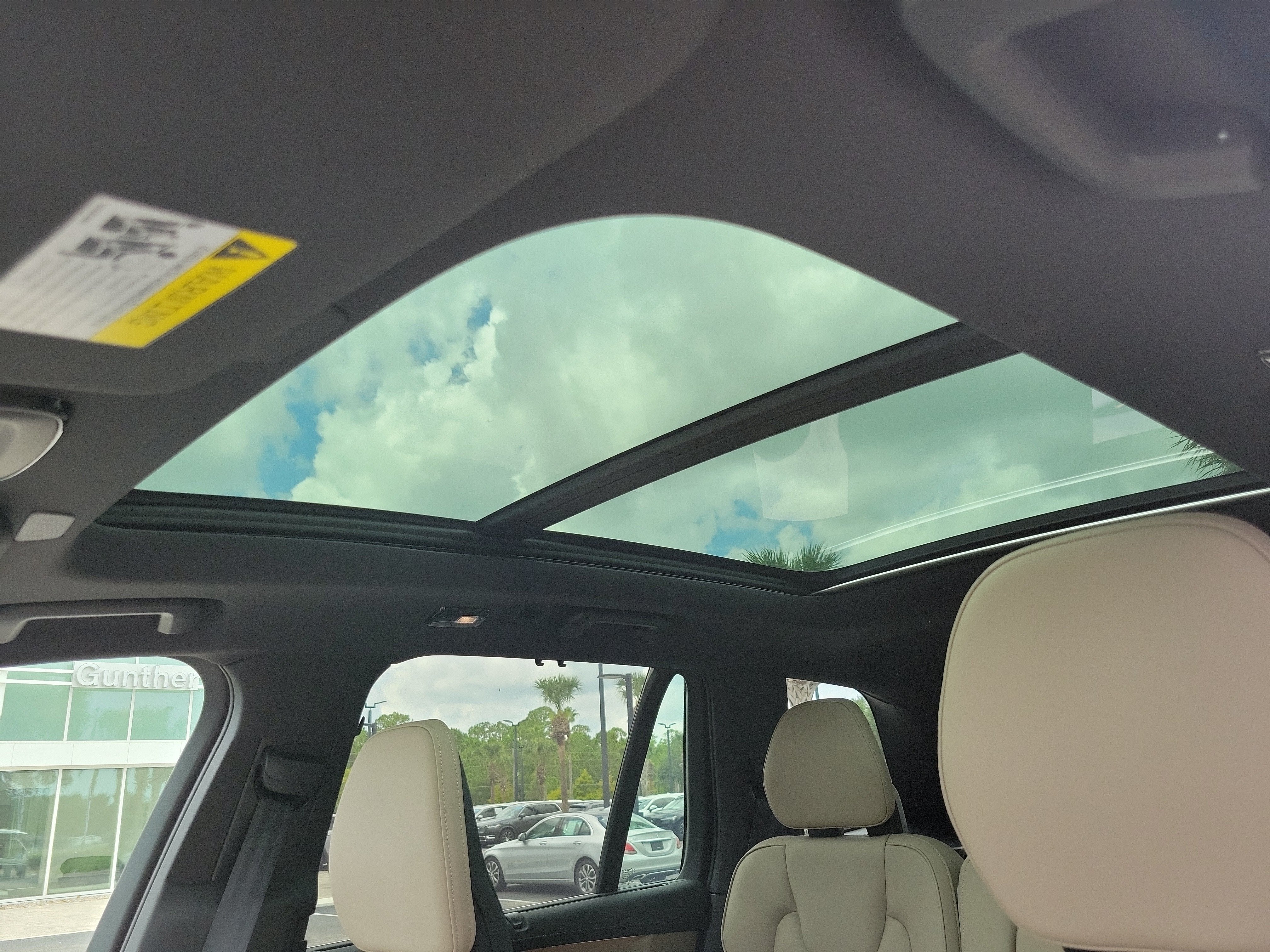 2027 Volvo XC90 Plus