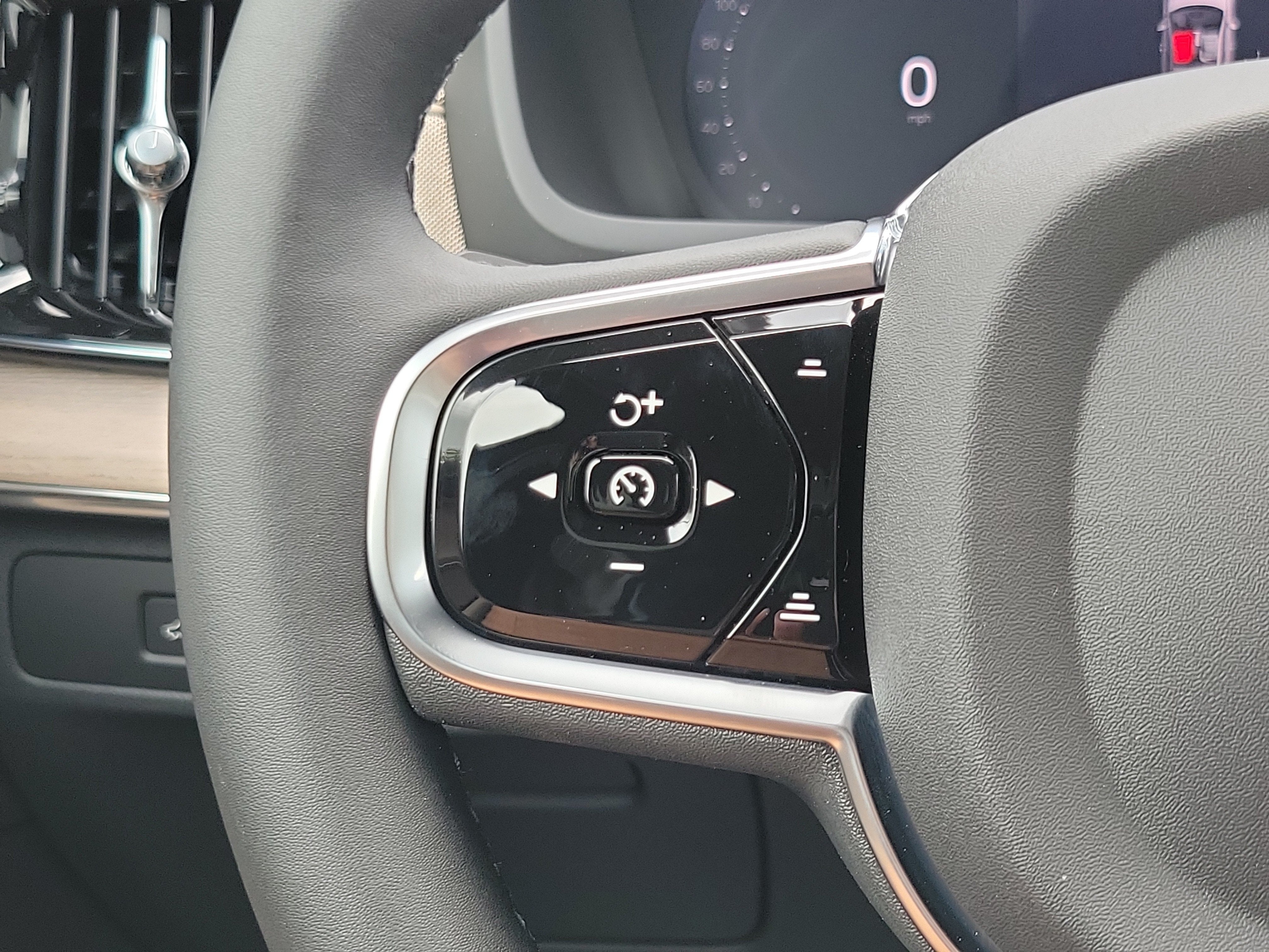 2027 Volvo XC90 Plus