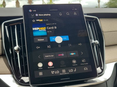 2027 Volvo XC90 Plus