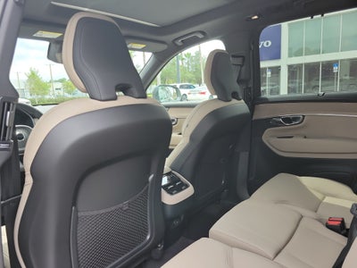 2027 Volvo XC90 Plus