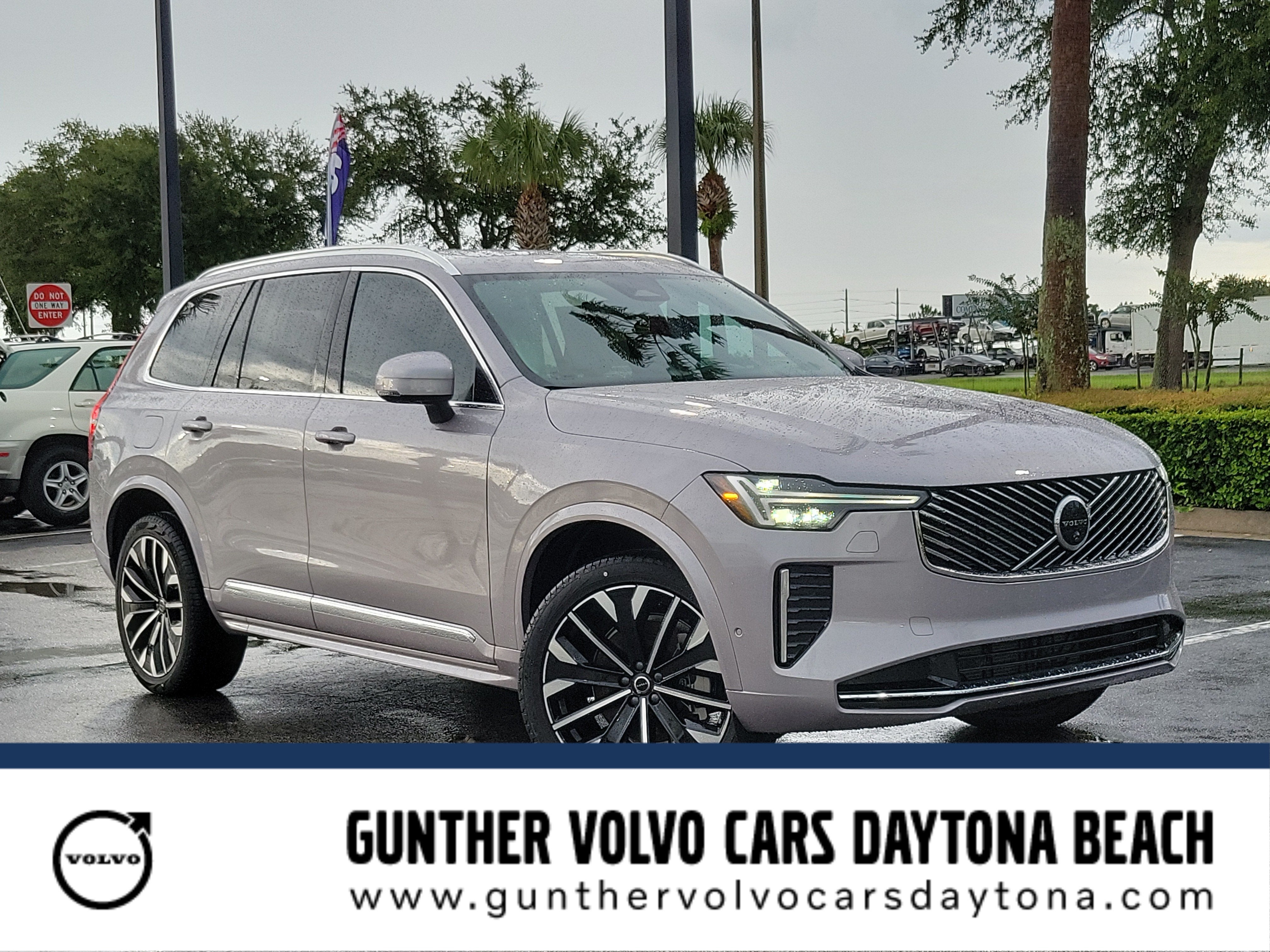 2026 Volvo XC90 Plus