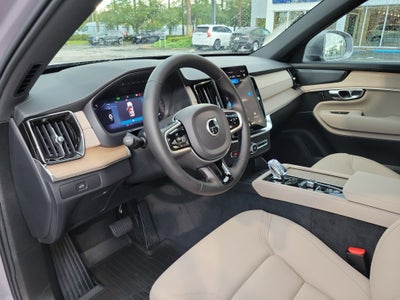 2026 Volvo XC90 Plus
