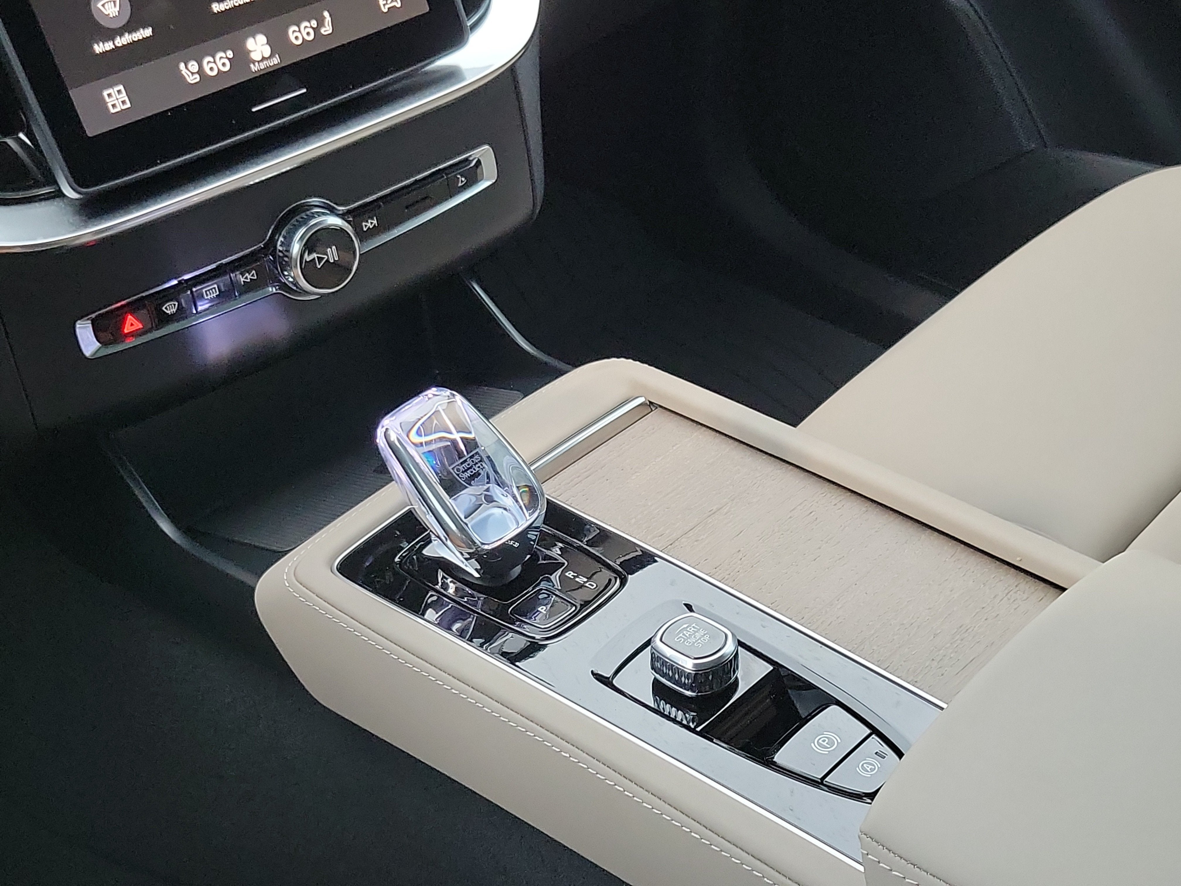 2026 Volvo XC90 Plus