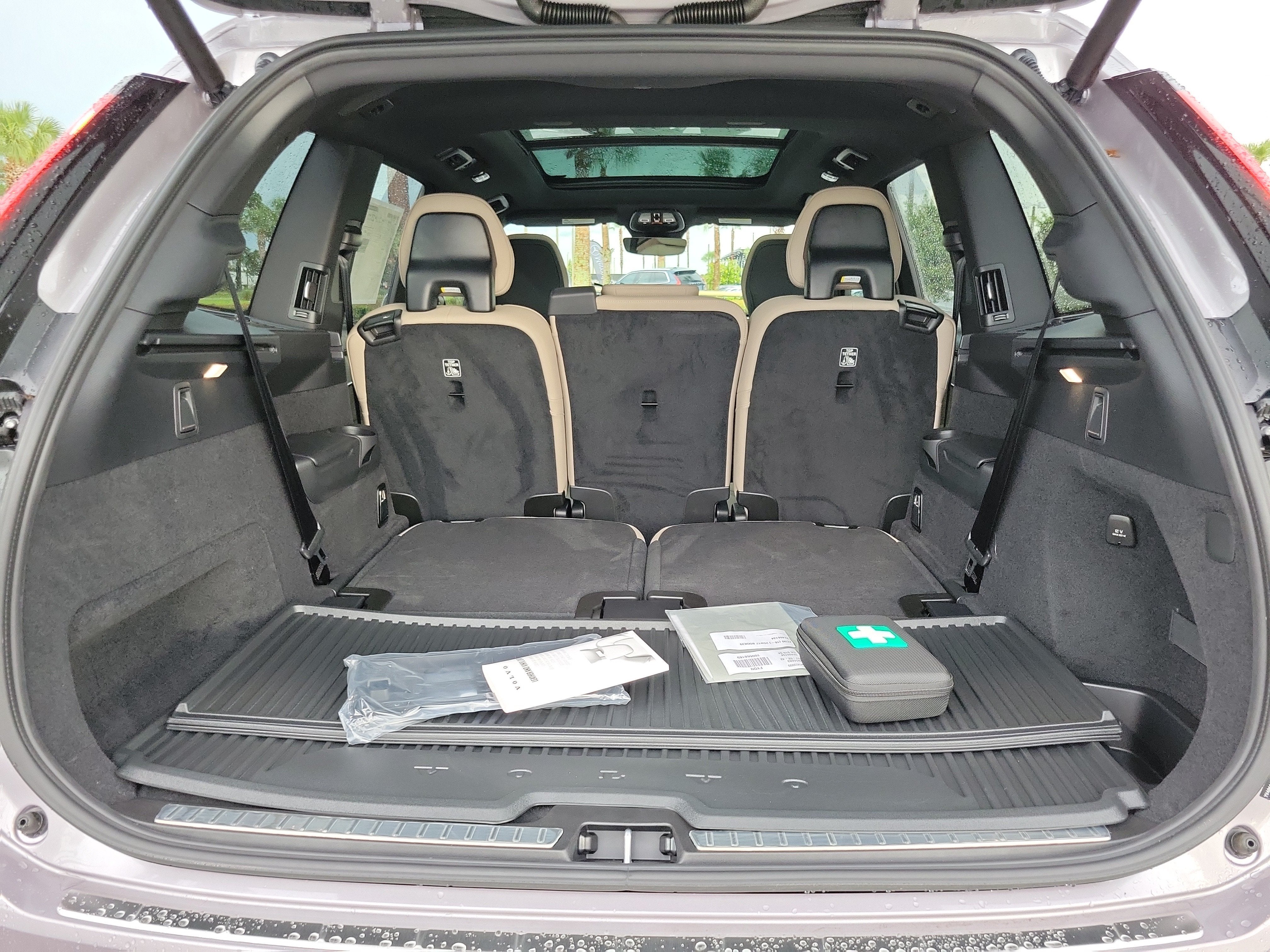 2026 Volvo XC90 Plus