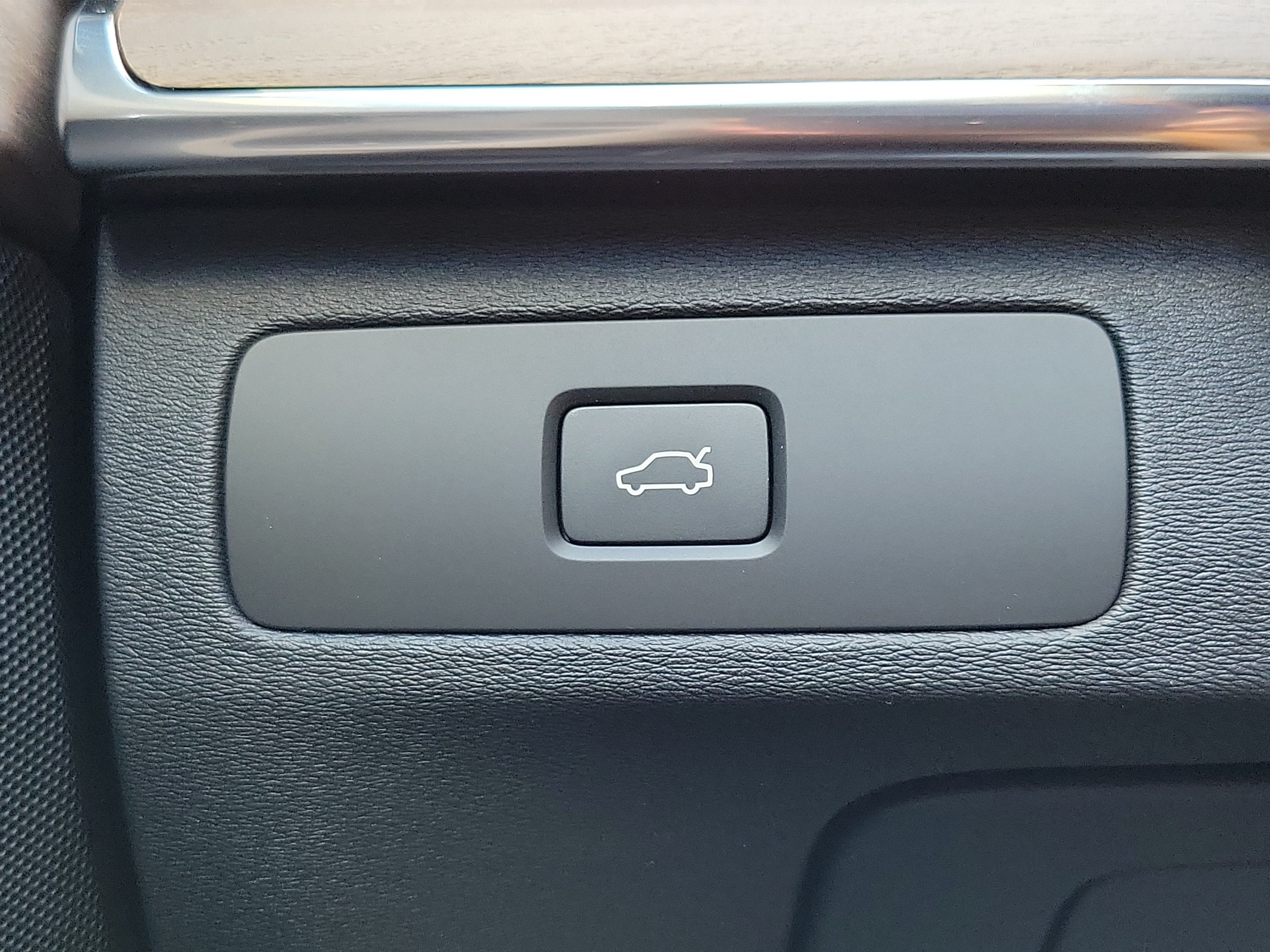 2027 Volvo XC90 Plus