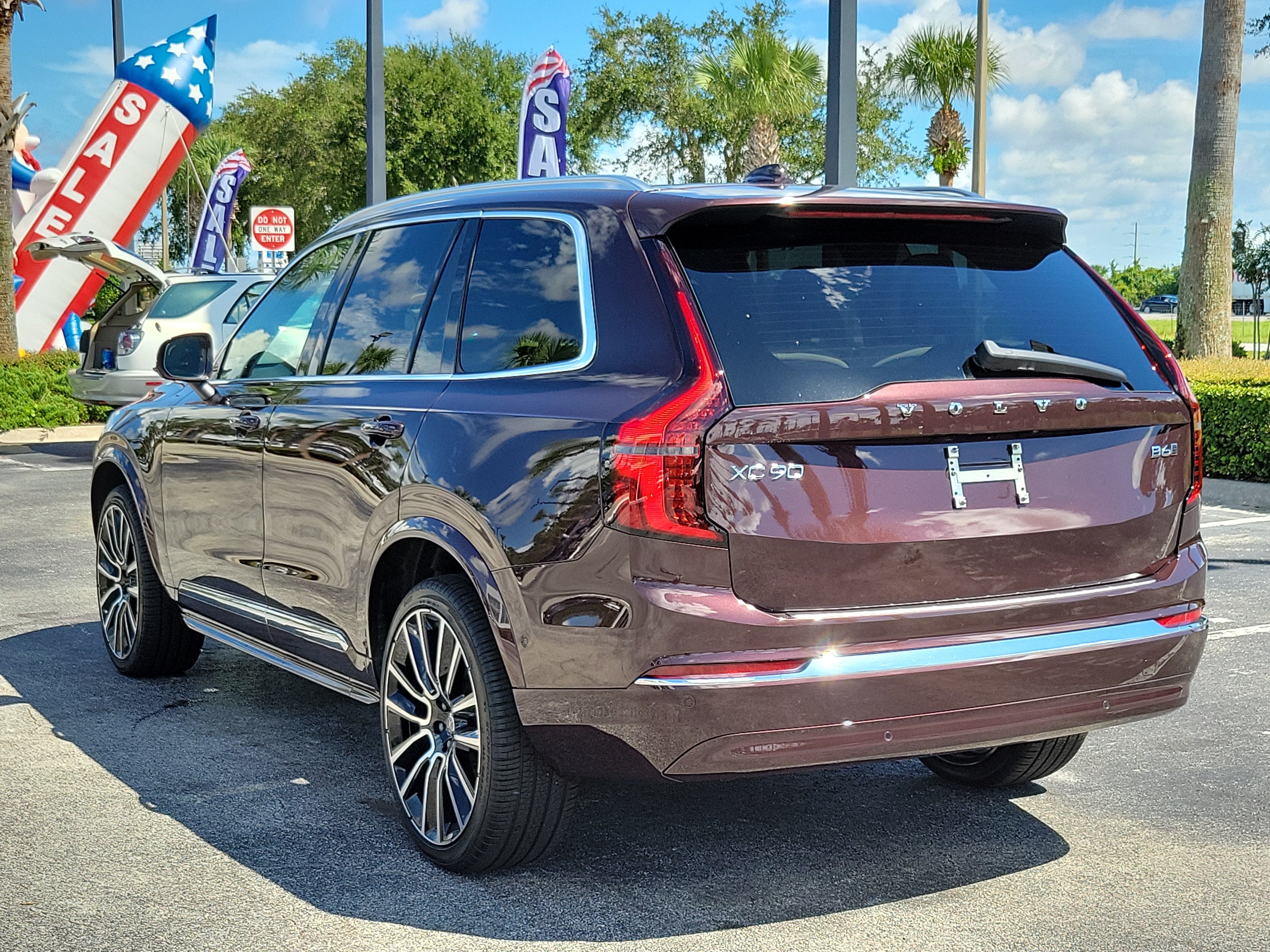 2027 Volvo XC90 Plus
