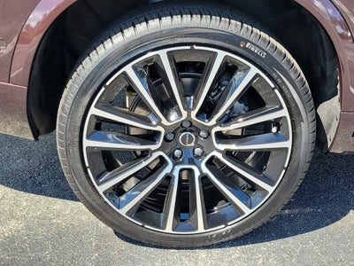 2027 Volvo XC90 Plus