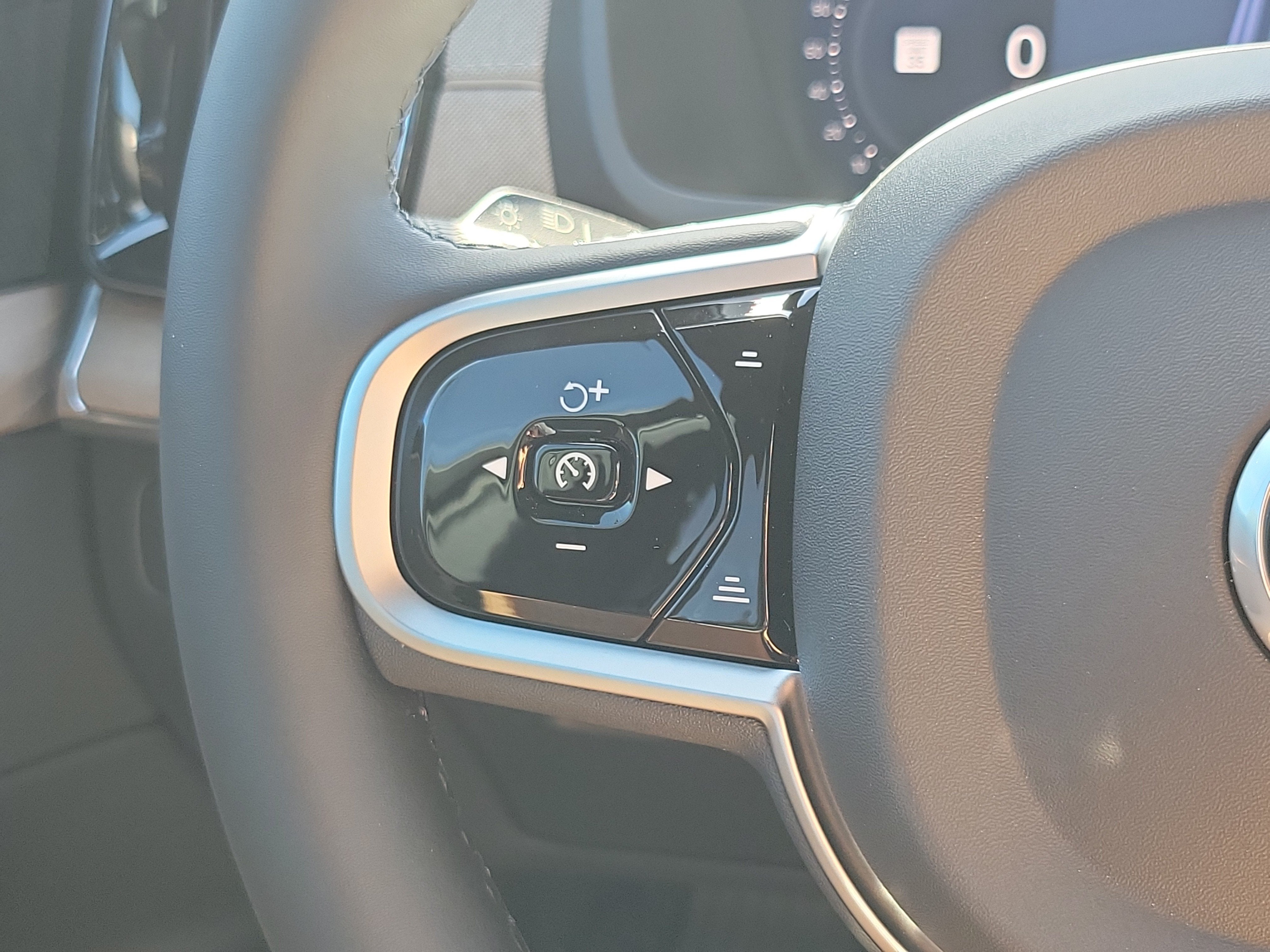 2026 Volvo XC90 Plus
