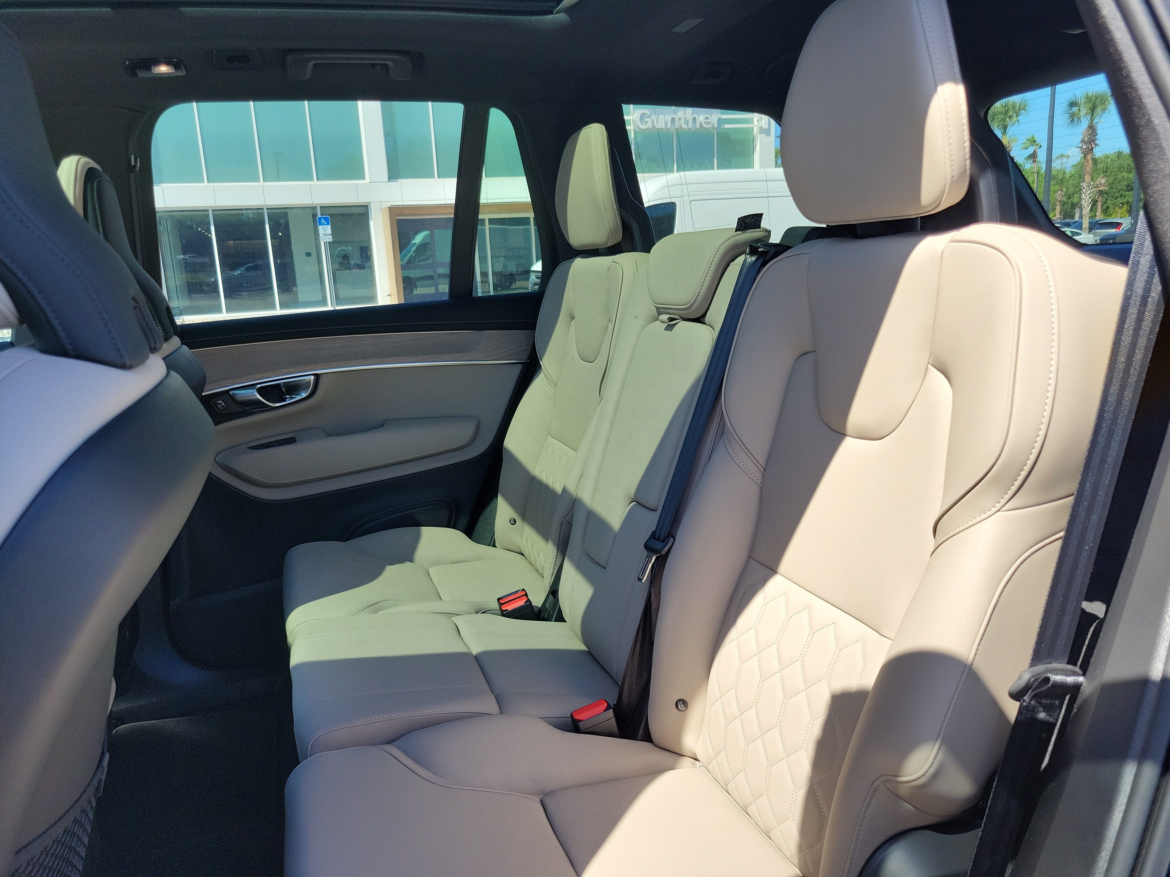 2026 Volvo XC90 Plus