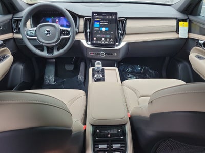2026 Volvo XC90 Plus