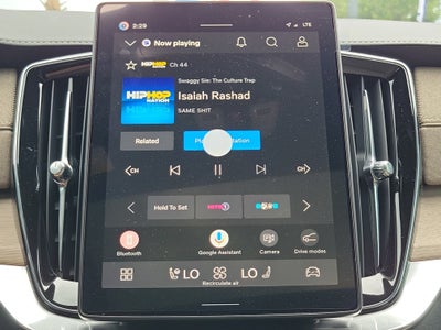 2026 Volvo XC90 Plus