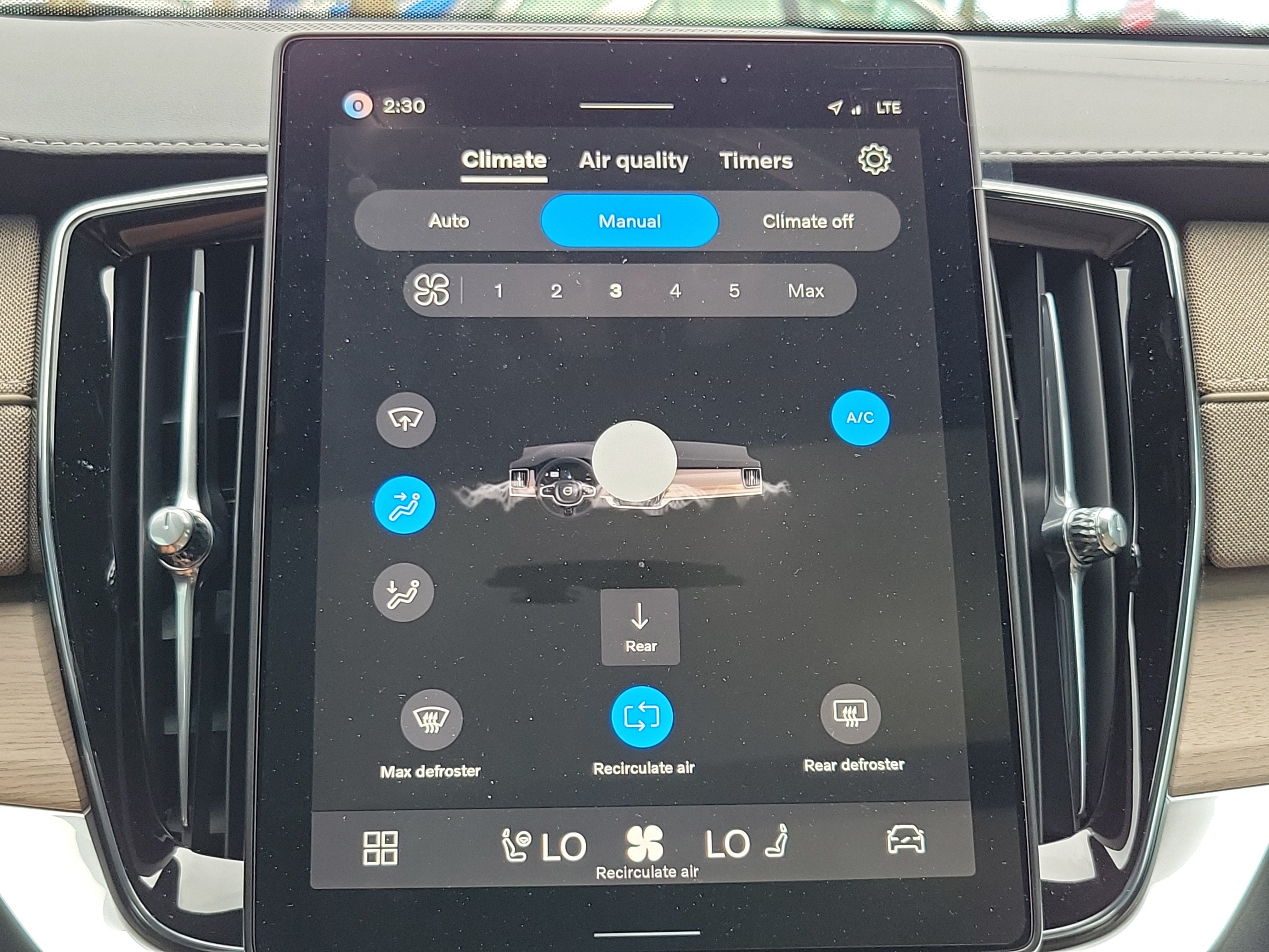 2026 Volvo XC90 Plus