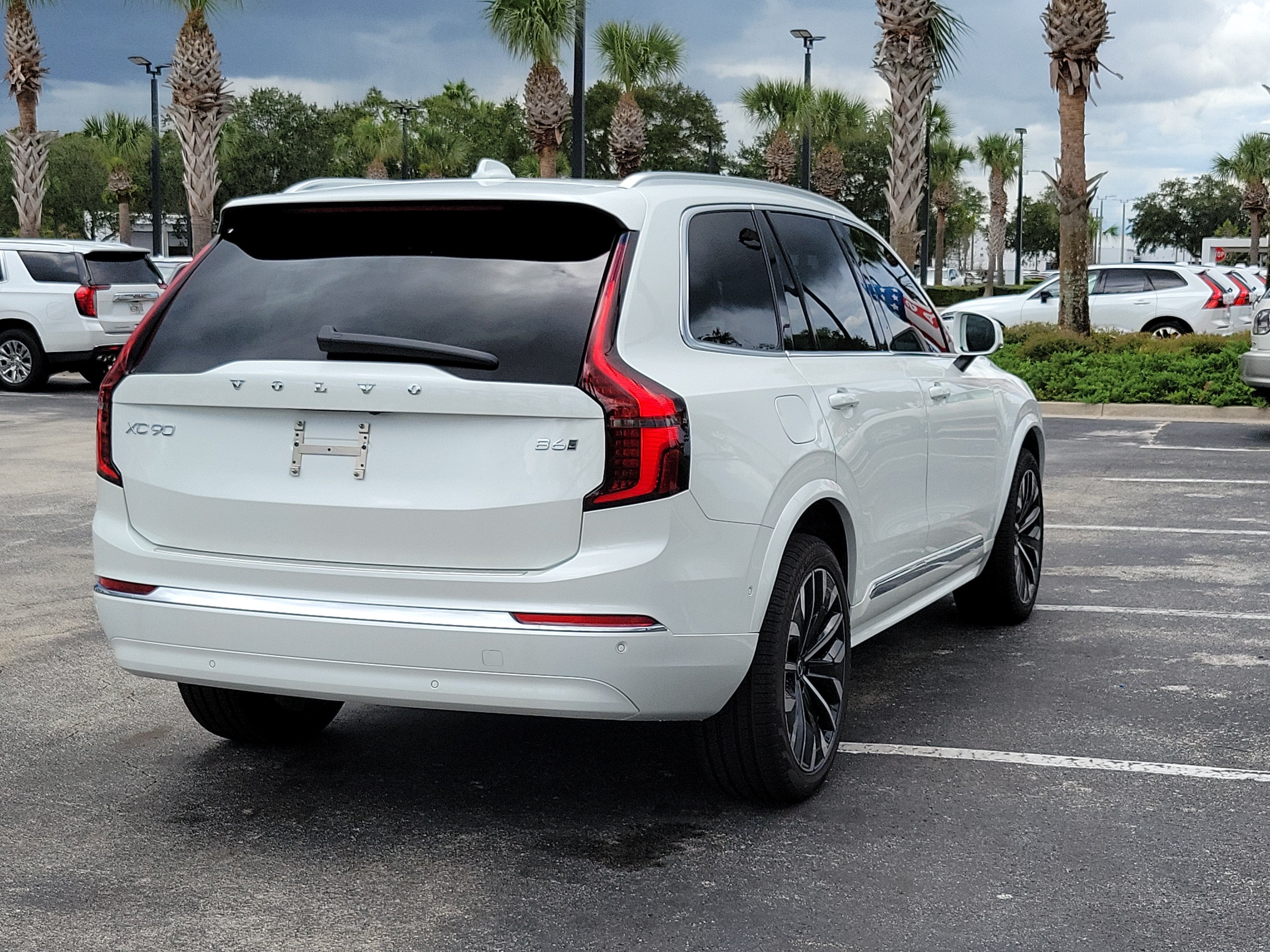 2026 Volvo XC90 Plus