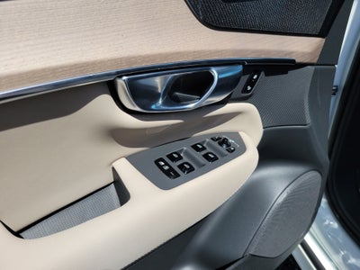 2027 Volvo XC90 Plus