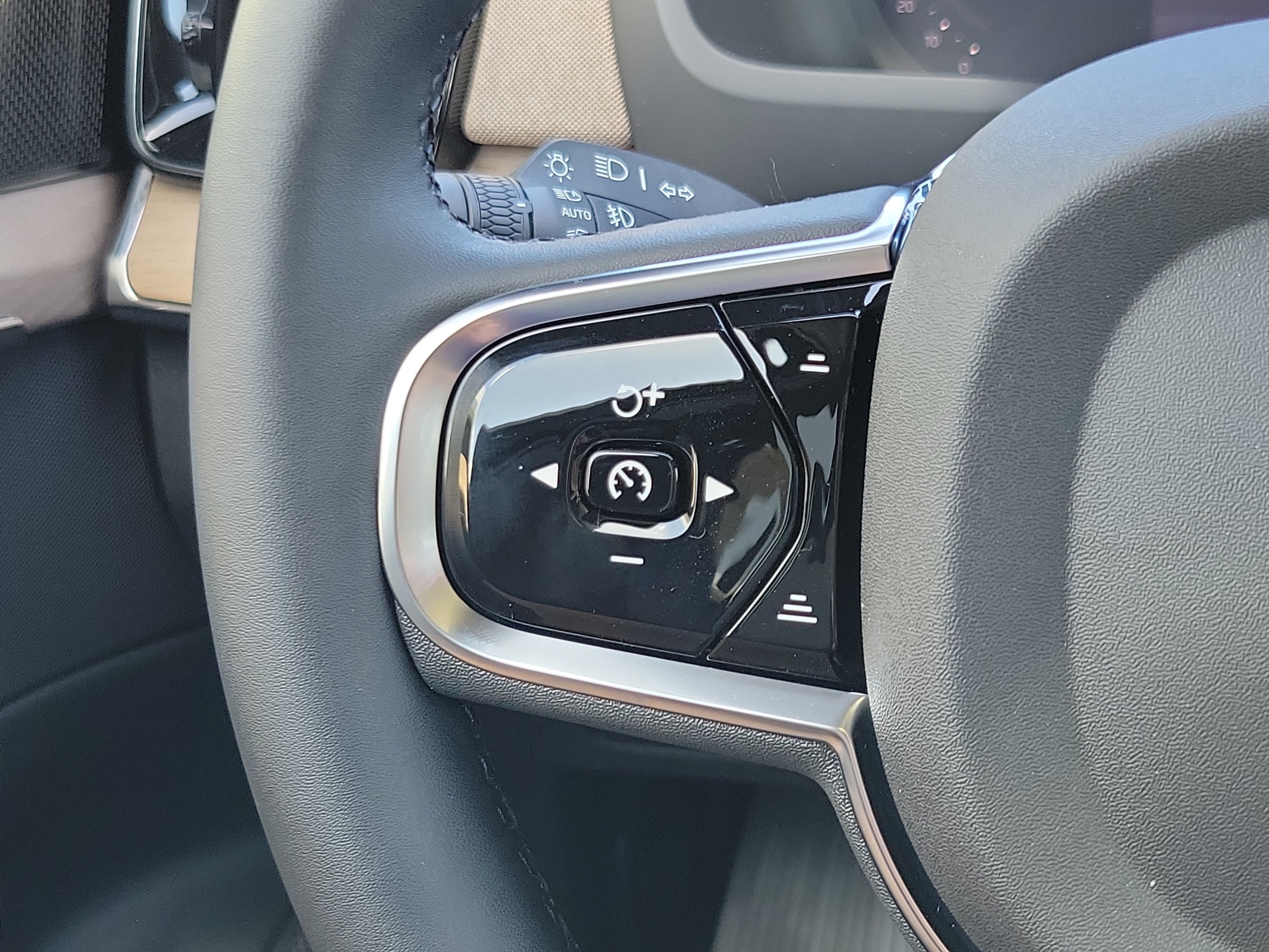 2027 Volvo XC90 Plus