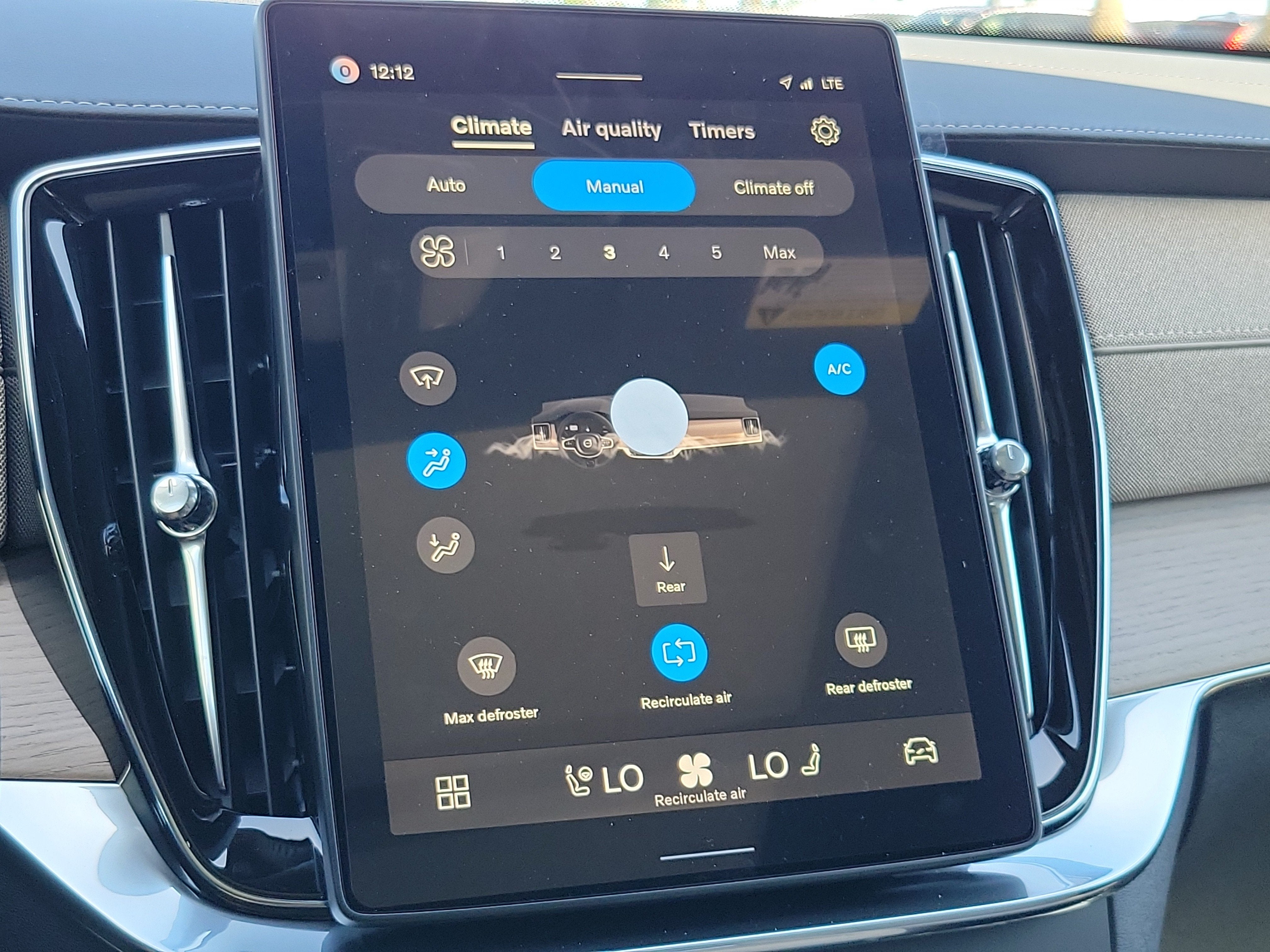2027 Volvo XC90 Plus