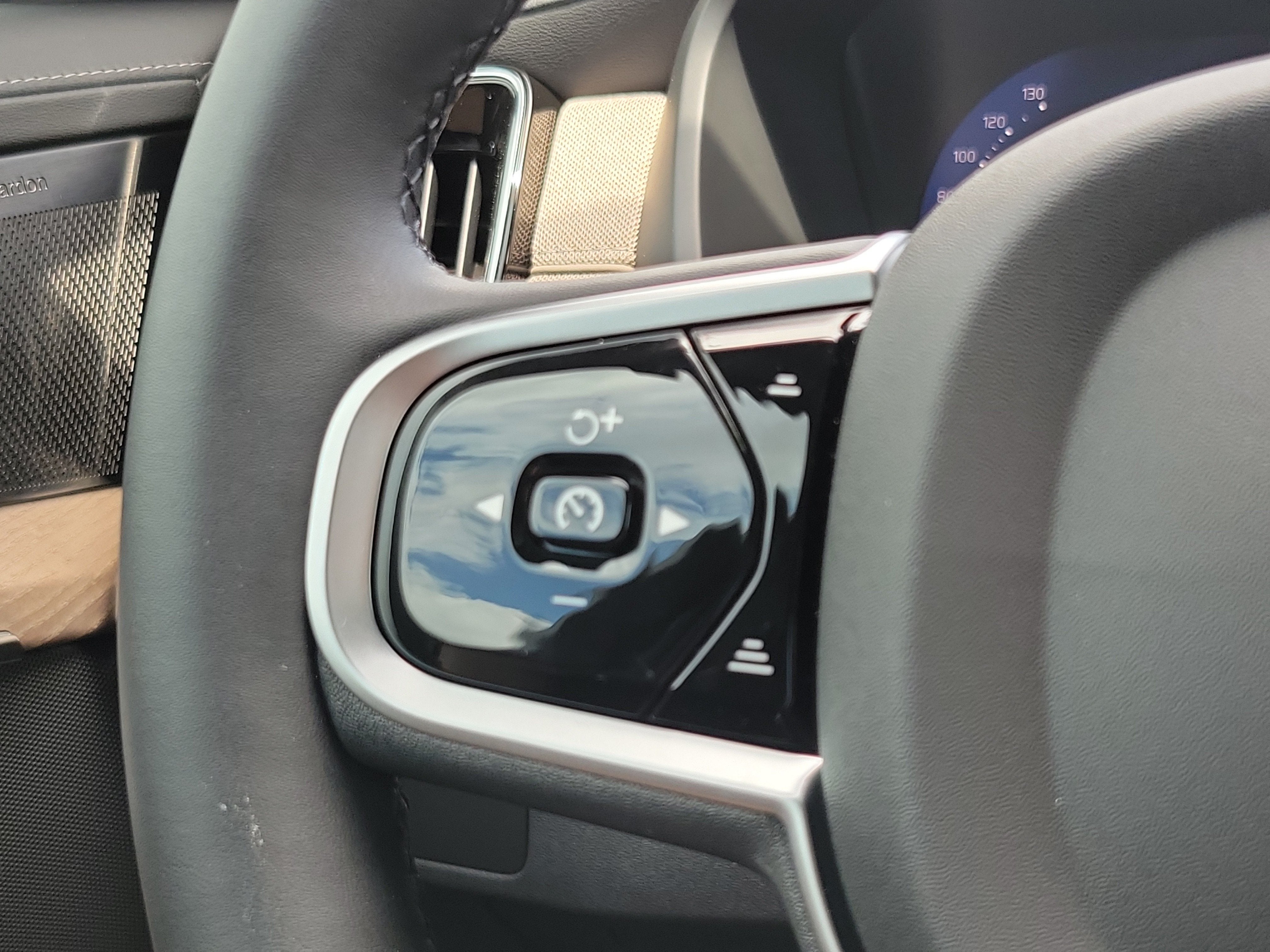 2026 Volvo XC90 Ultra