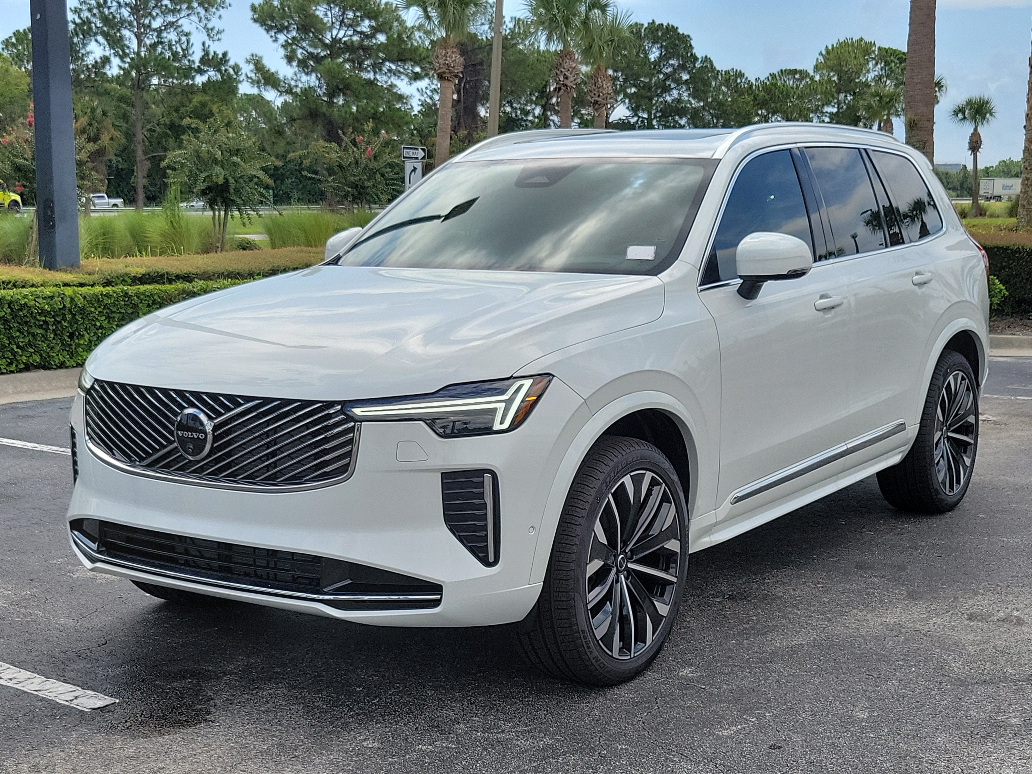 2026 Volvo XC90 Ultra