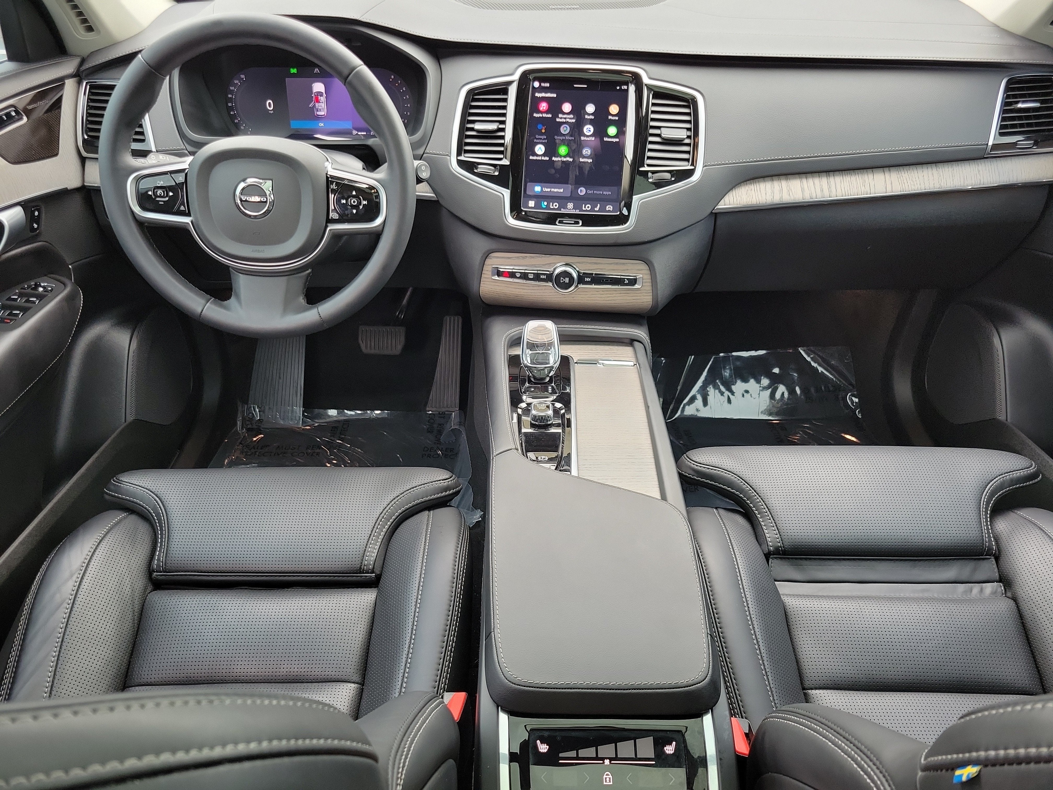 2024 Volvo XC90 Ultimate Bright Theme