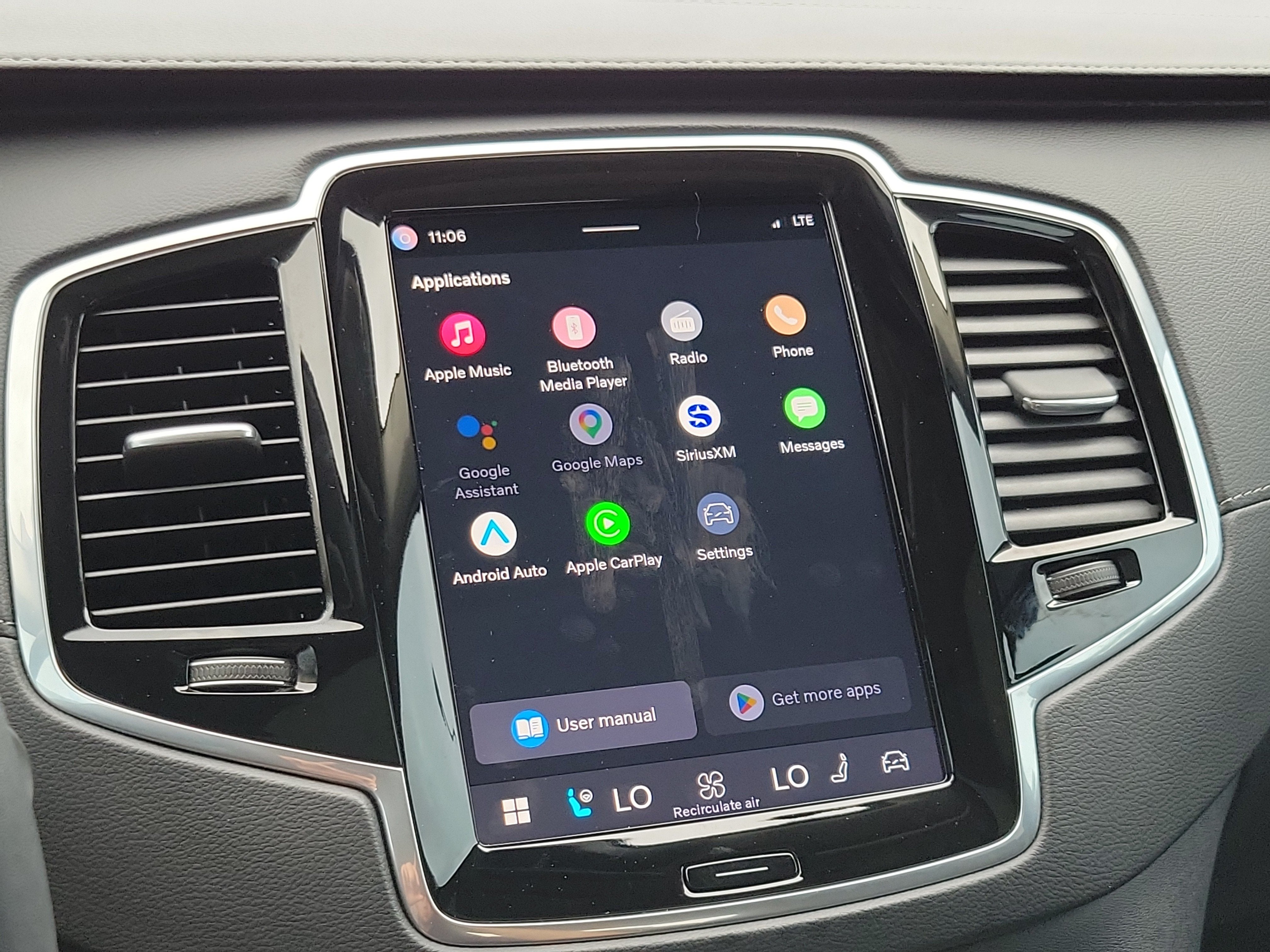2024 Volvo XC90 Ultimate Bright Theme