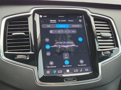 2024 Volvo XC90 Ultimate Bright Theme