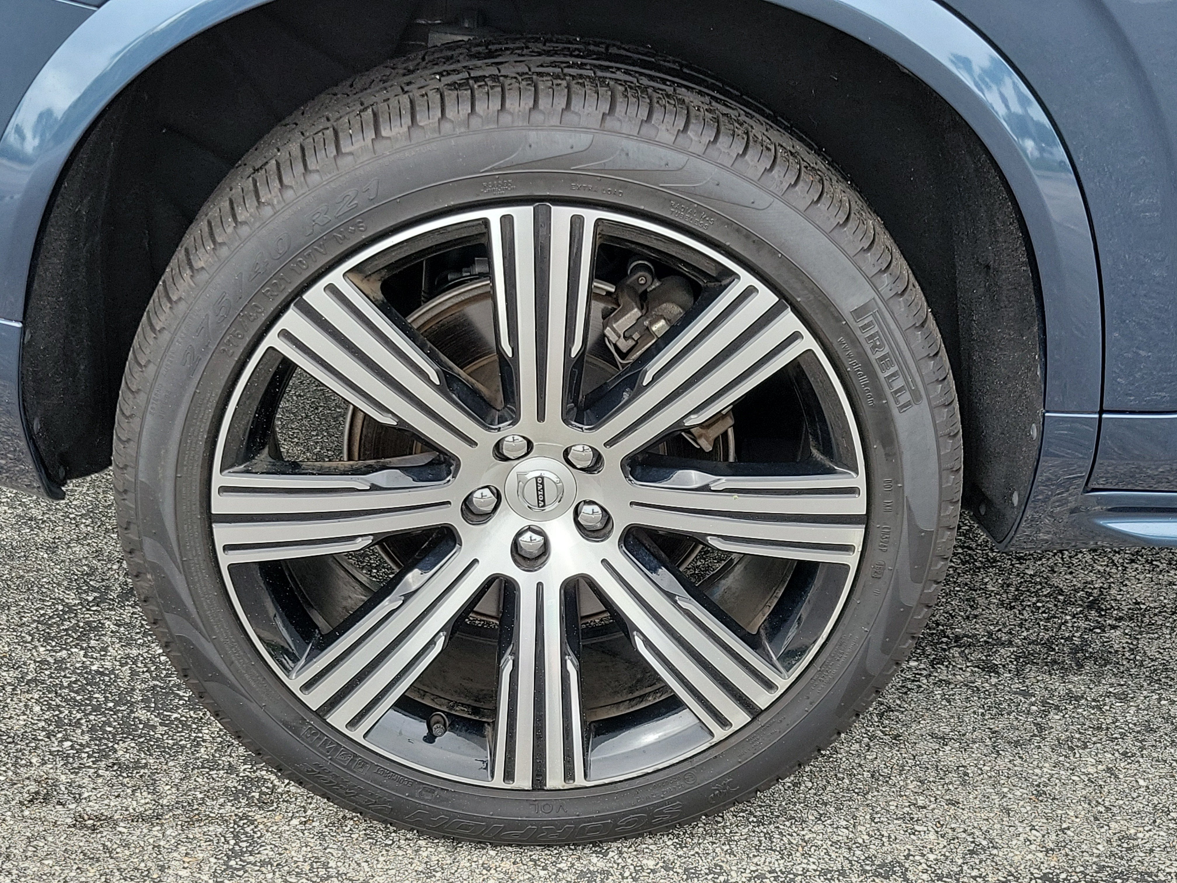 2024 Volvo XC90 Ultimate Bright Theme