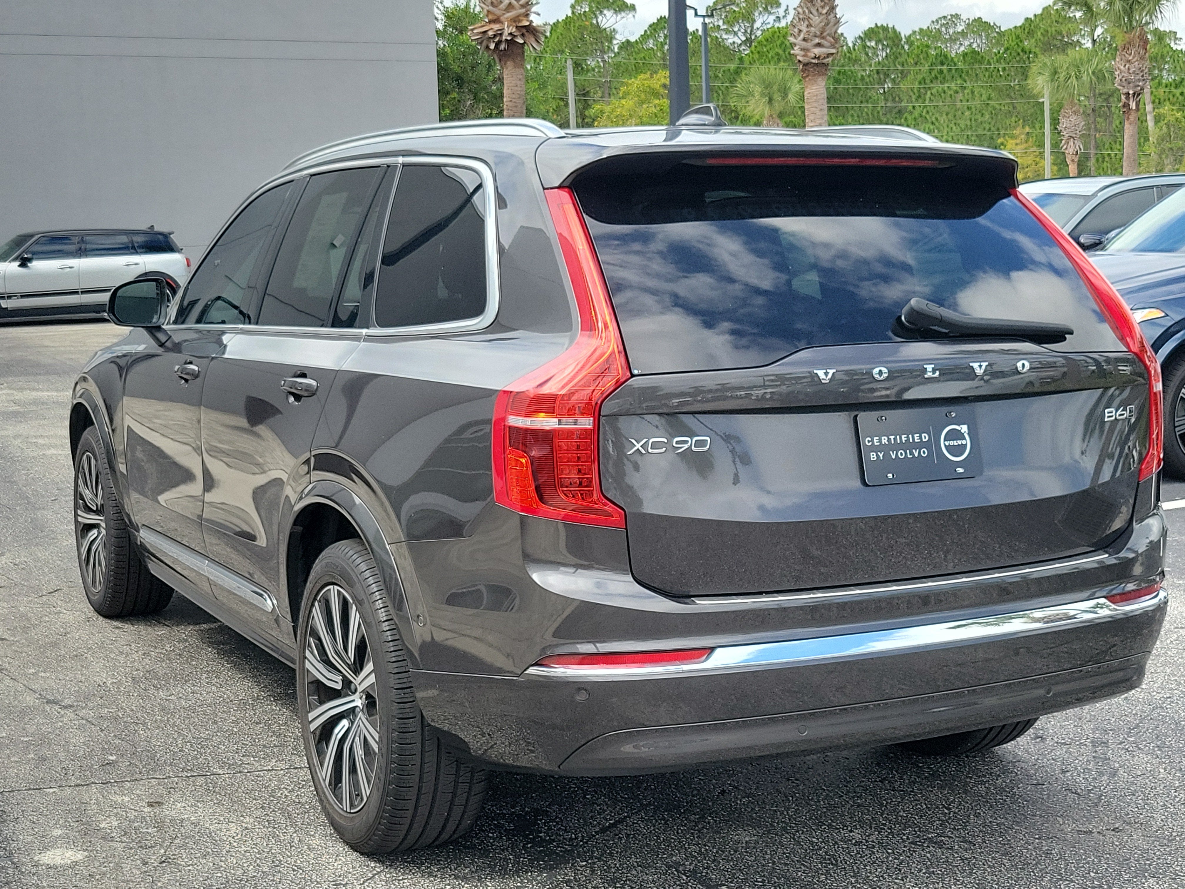 2023 Volvo XC90 Plus