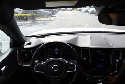 2021 Volvo XC60 Momentum