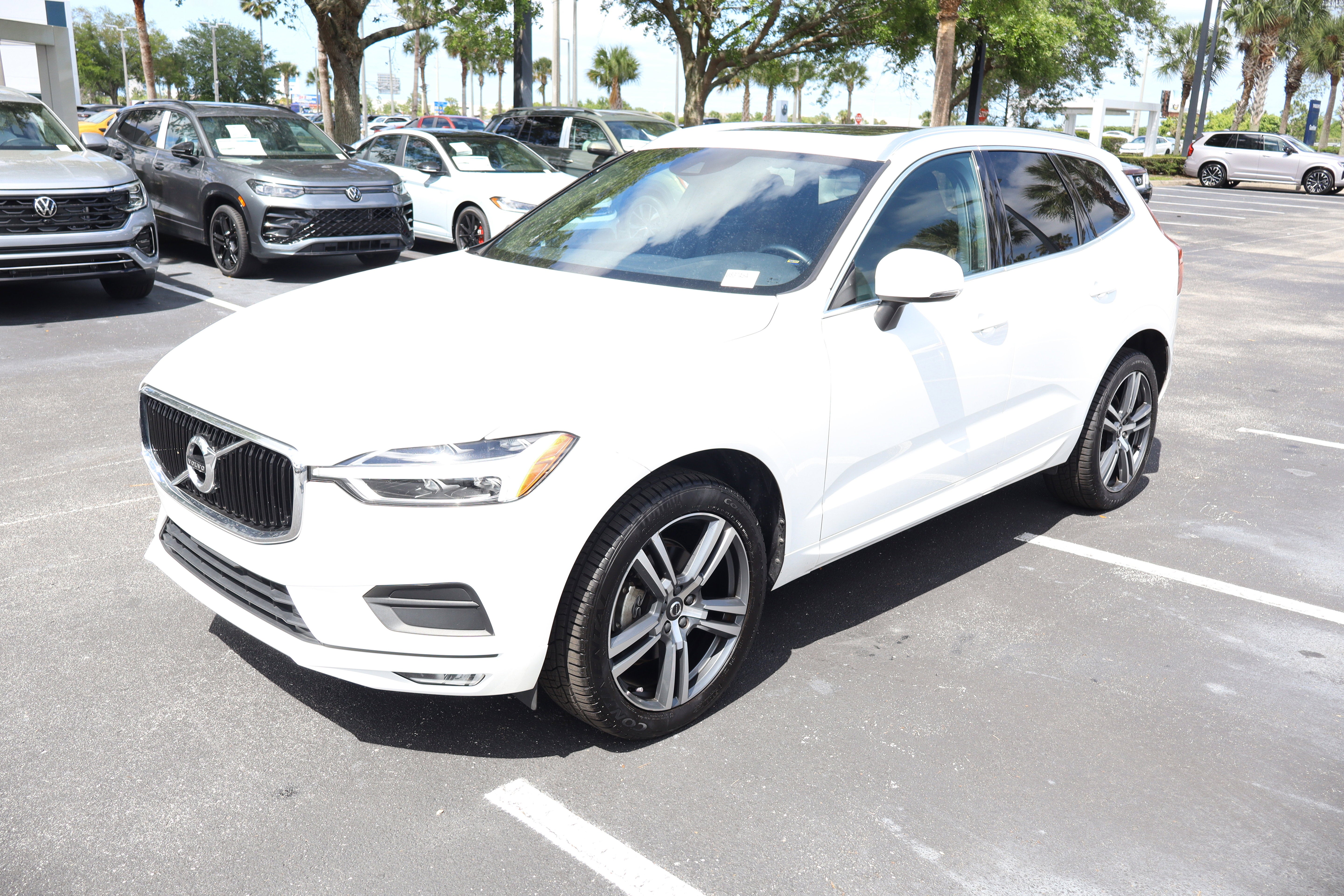 2021 Volvo XC60 Momentum