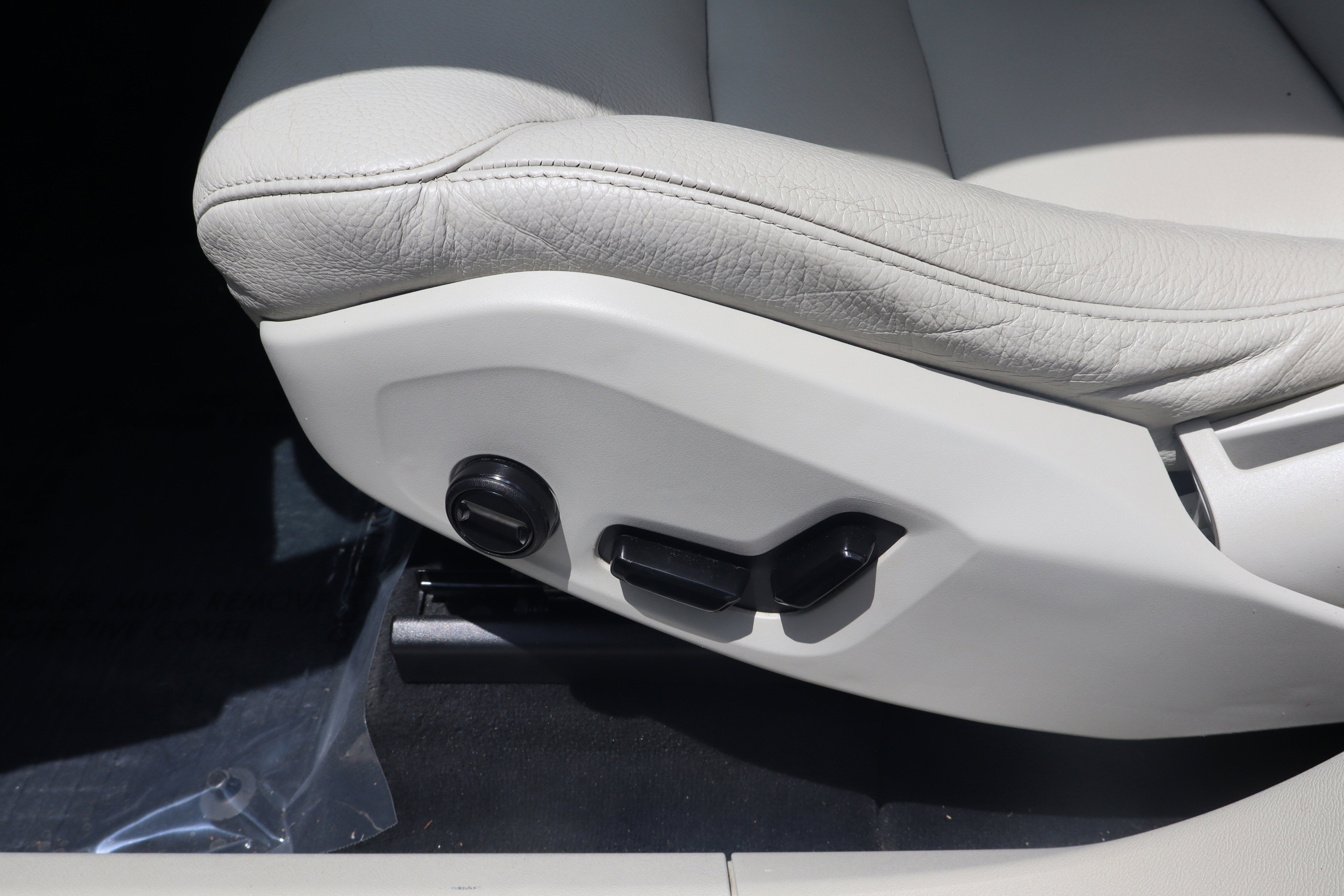 2020 Volvo XC60 Momentum
