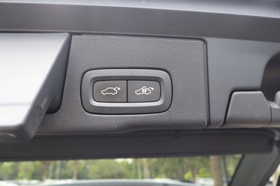 2021 Volvo XC60 Momentum