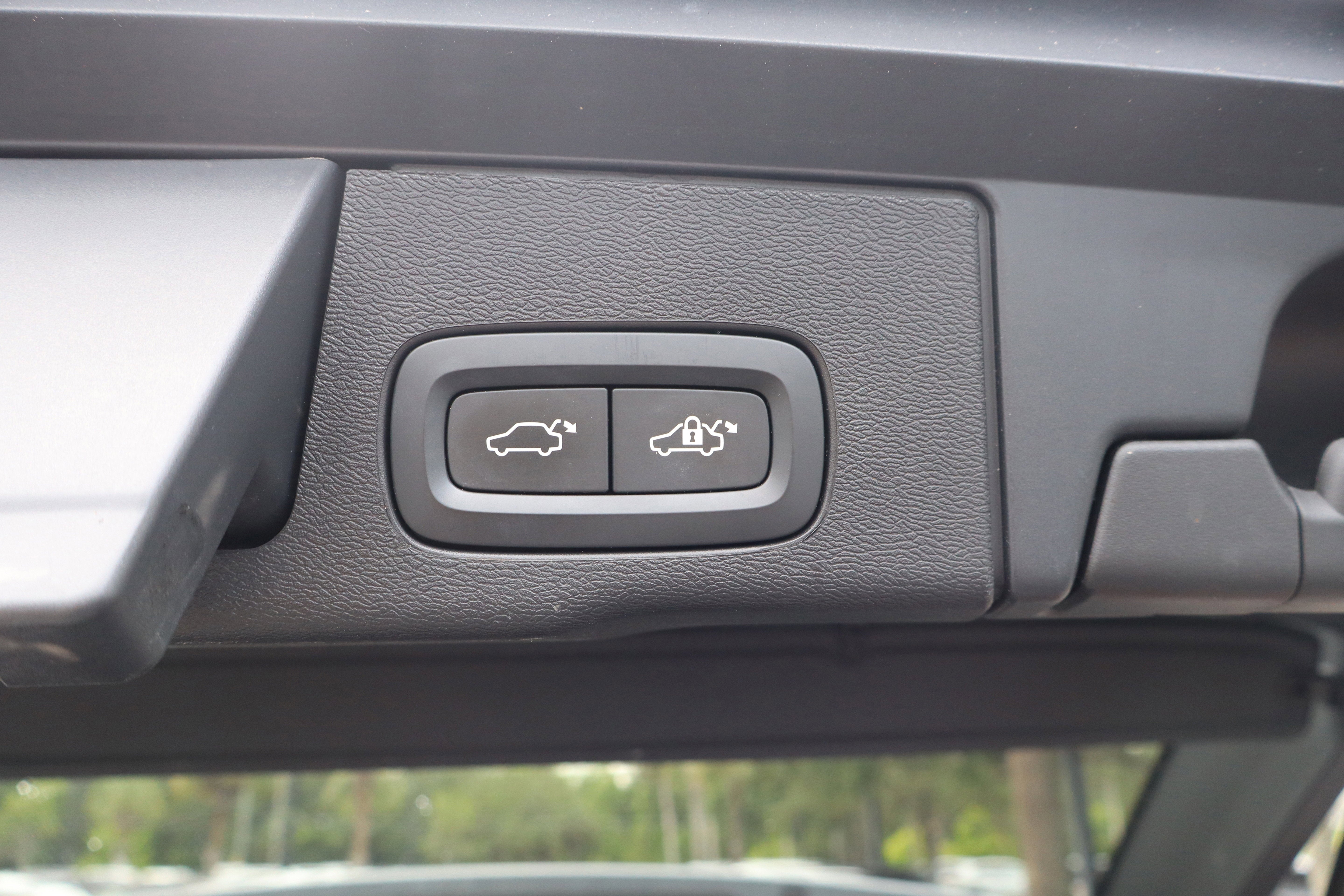 2021 Volvo XC60 Momentum