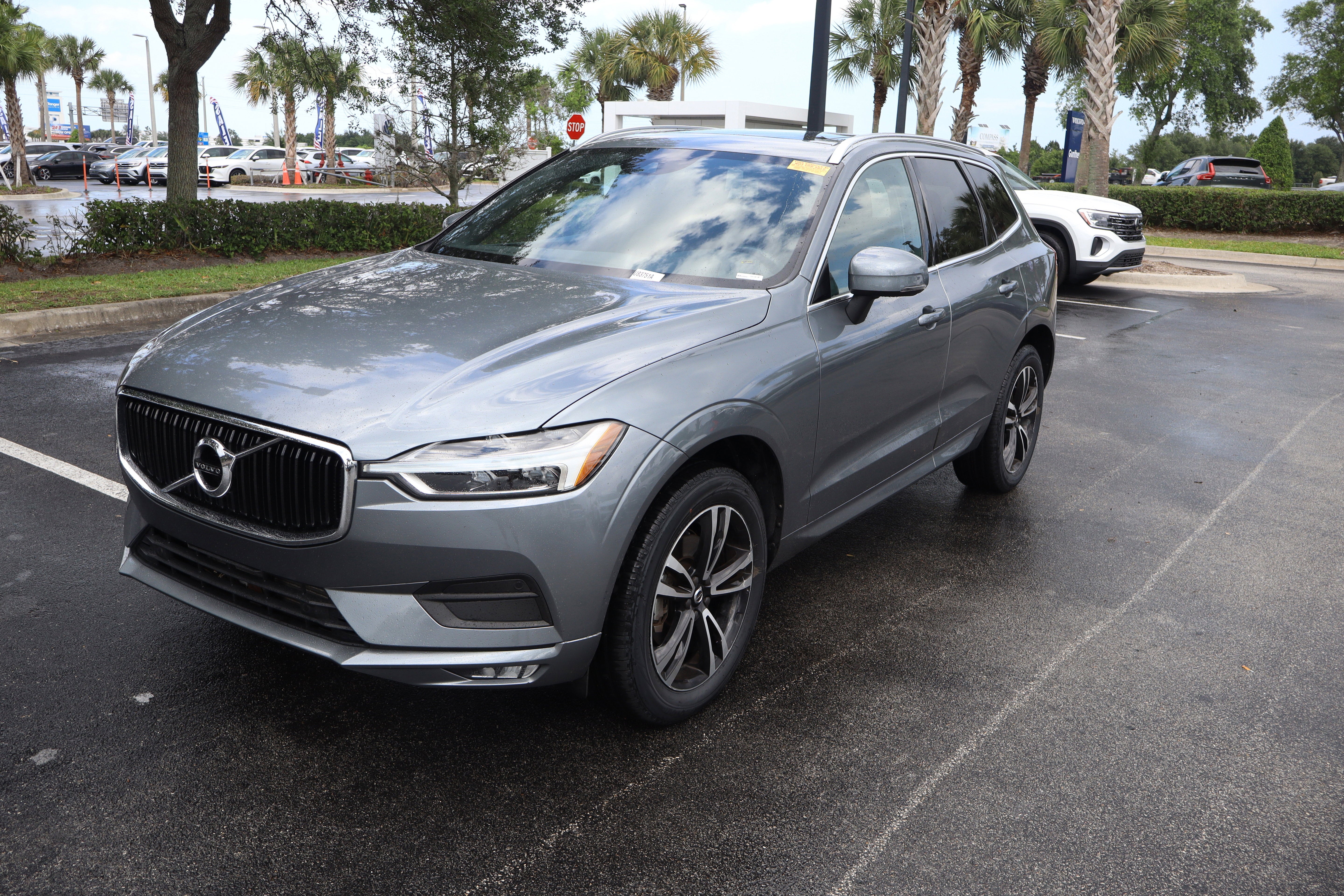 2021 Volvo XC60 Momentum