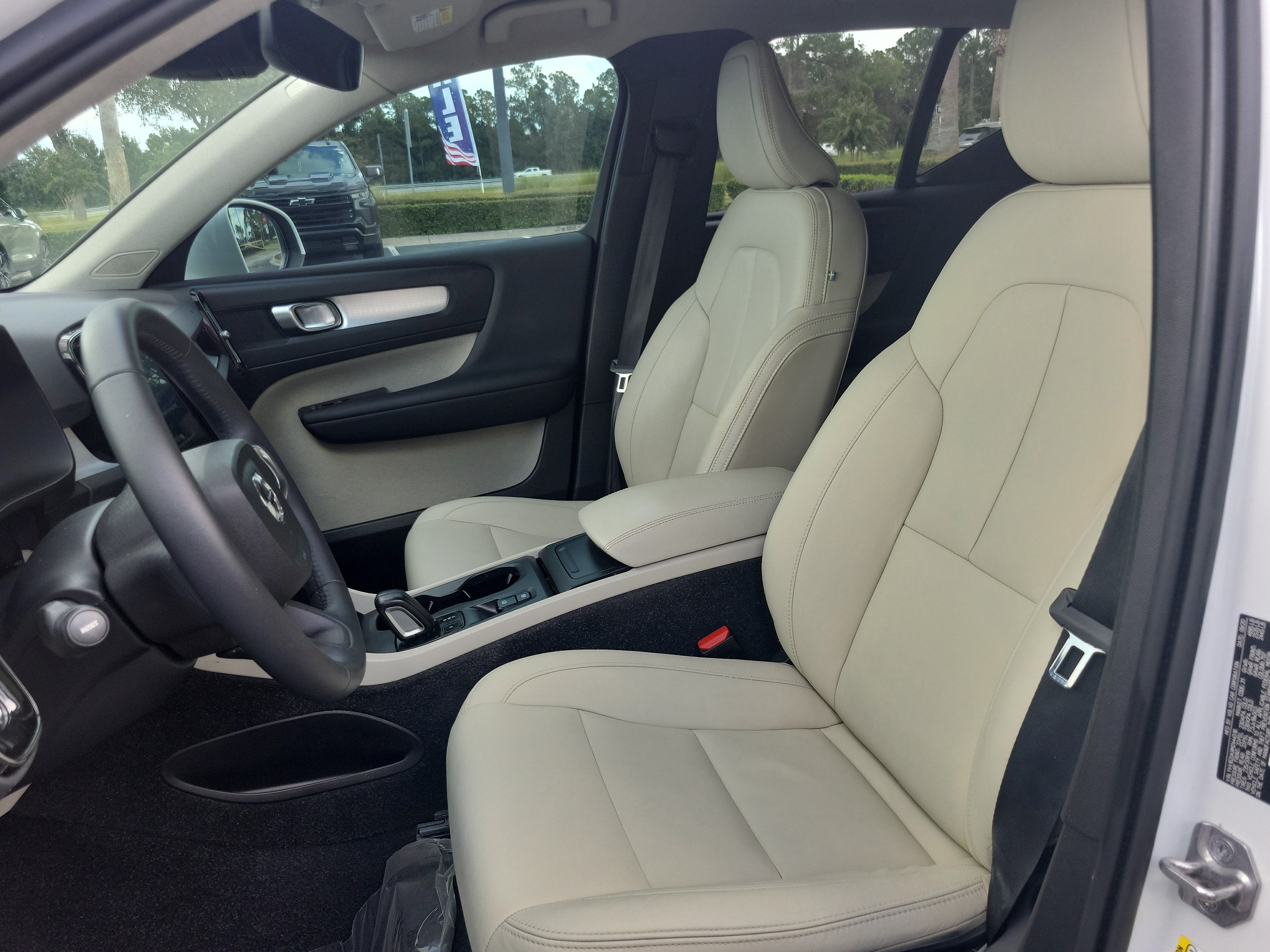 2021 Volvo XC40 Momentum