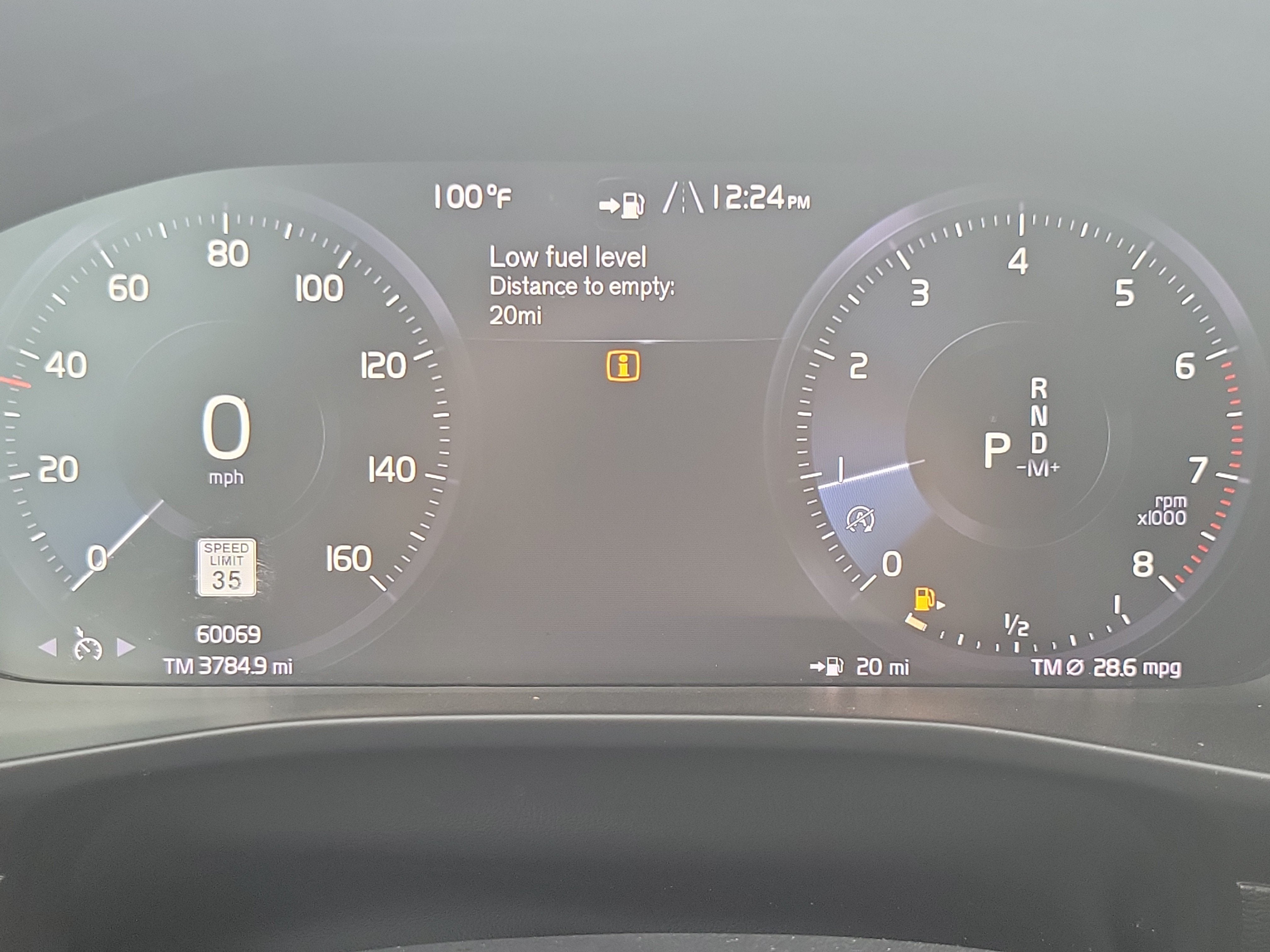 2021 Volvo XC40 Momentum