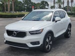 2021 Volvo XC40 Momentum