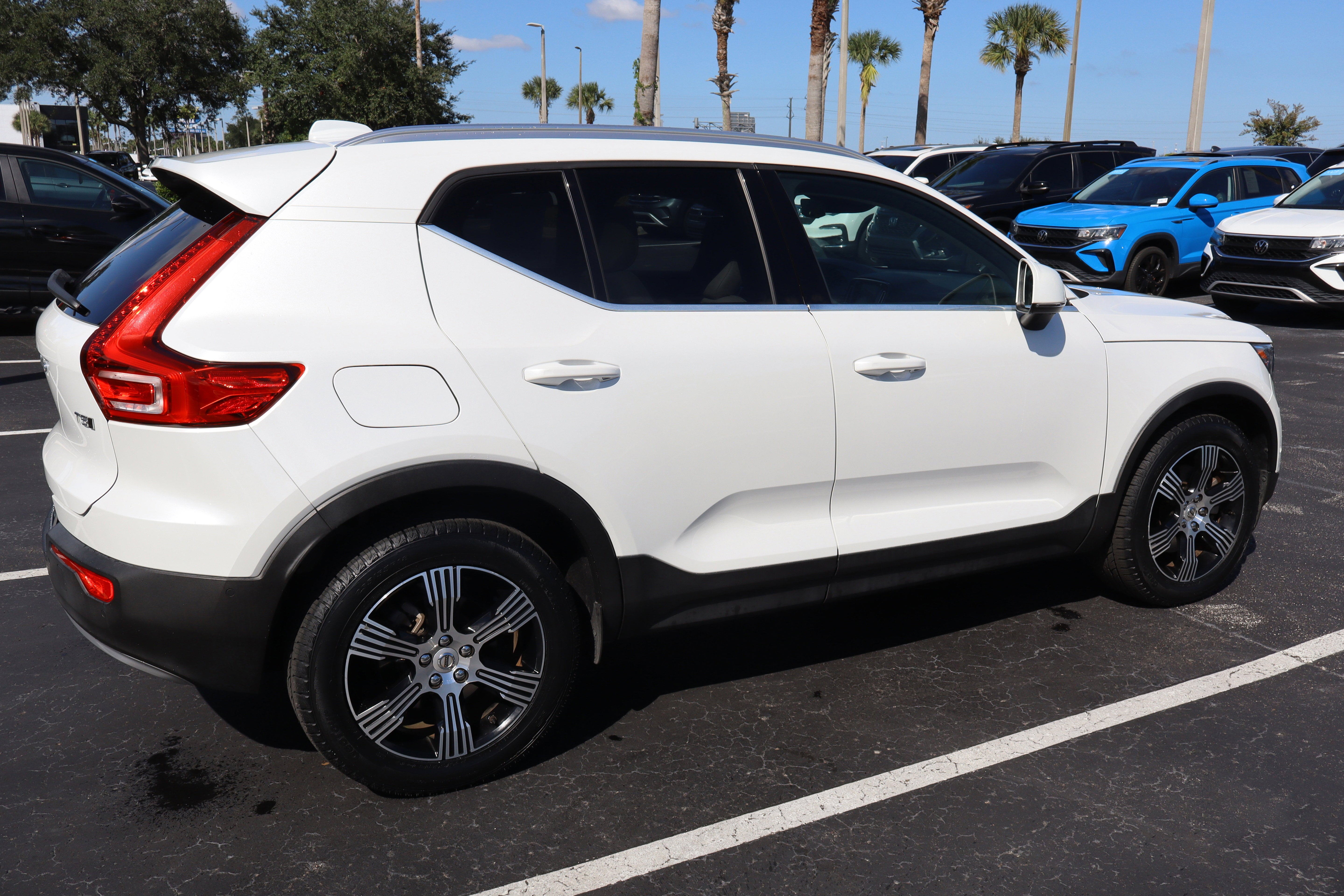 2021 Volvo XC40 Inscription